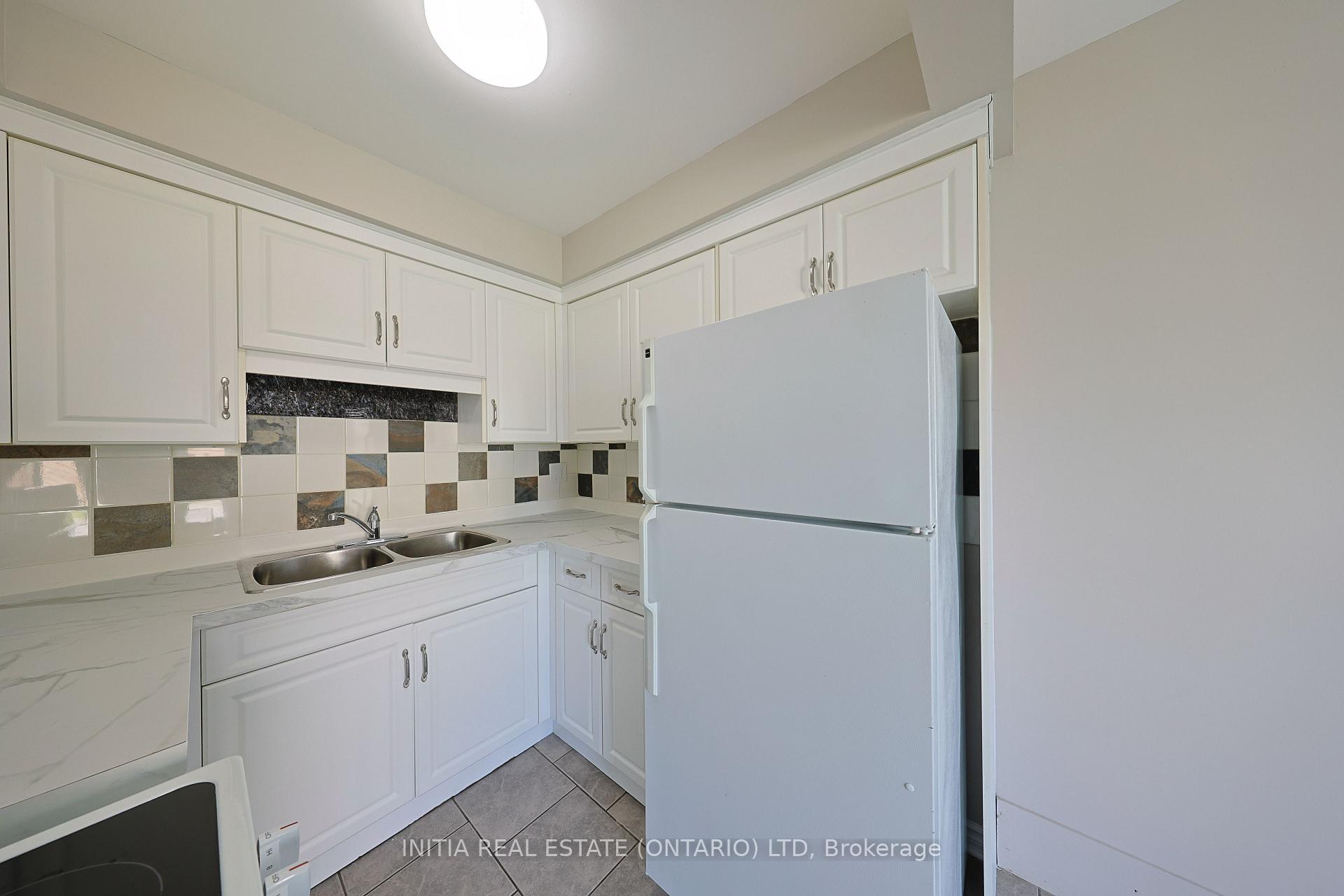 Photo 9 of Unit 69, 348 Cameron Street, St. Clair — HOMEH