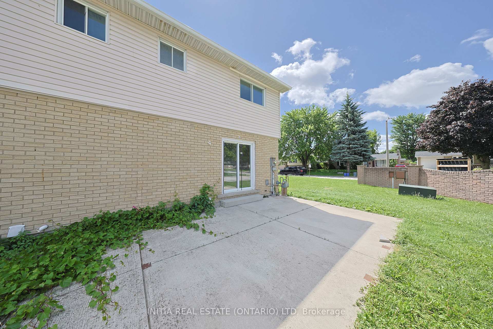 Photo 27 of Unit 69, 348 Cameron Street, St. Clair — HOMEH