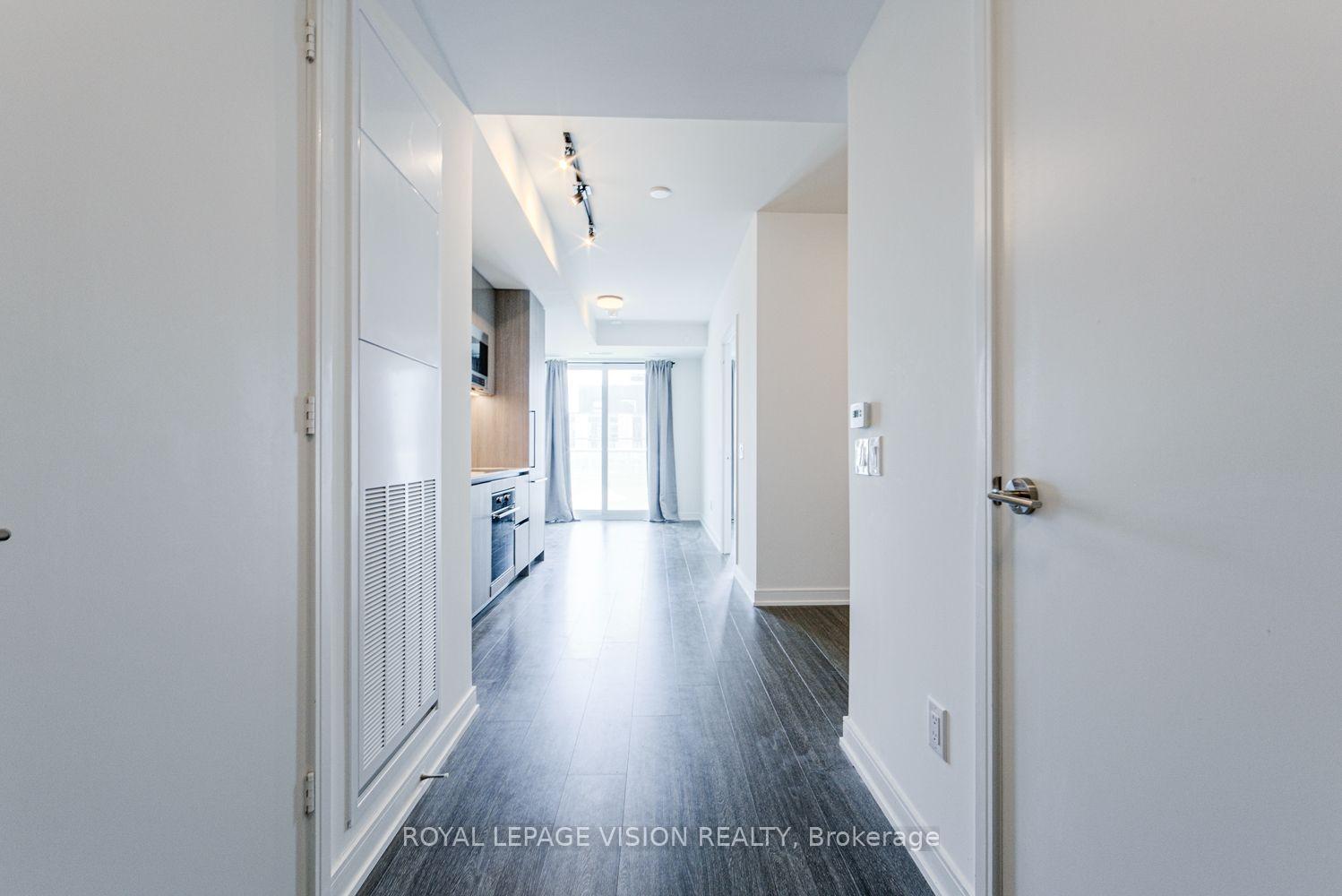 Photo 4 of Unit 1008, 425 Front Street E, Toronto, Waterfront Communities — HOMEH