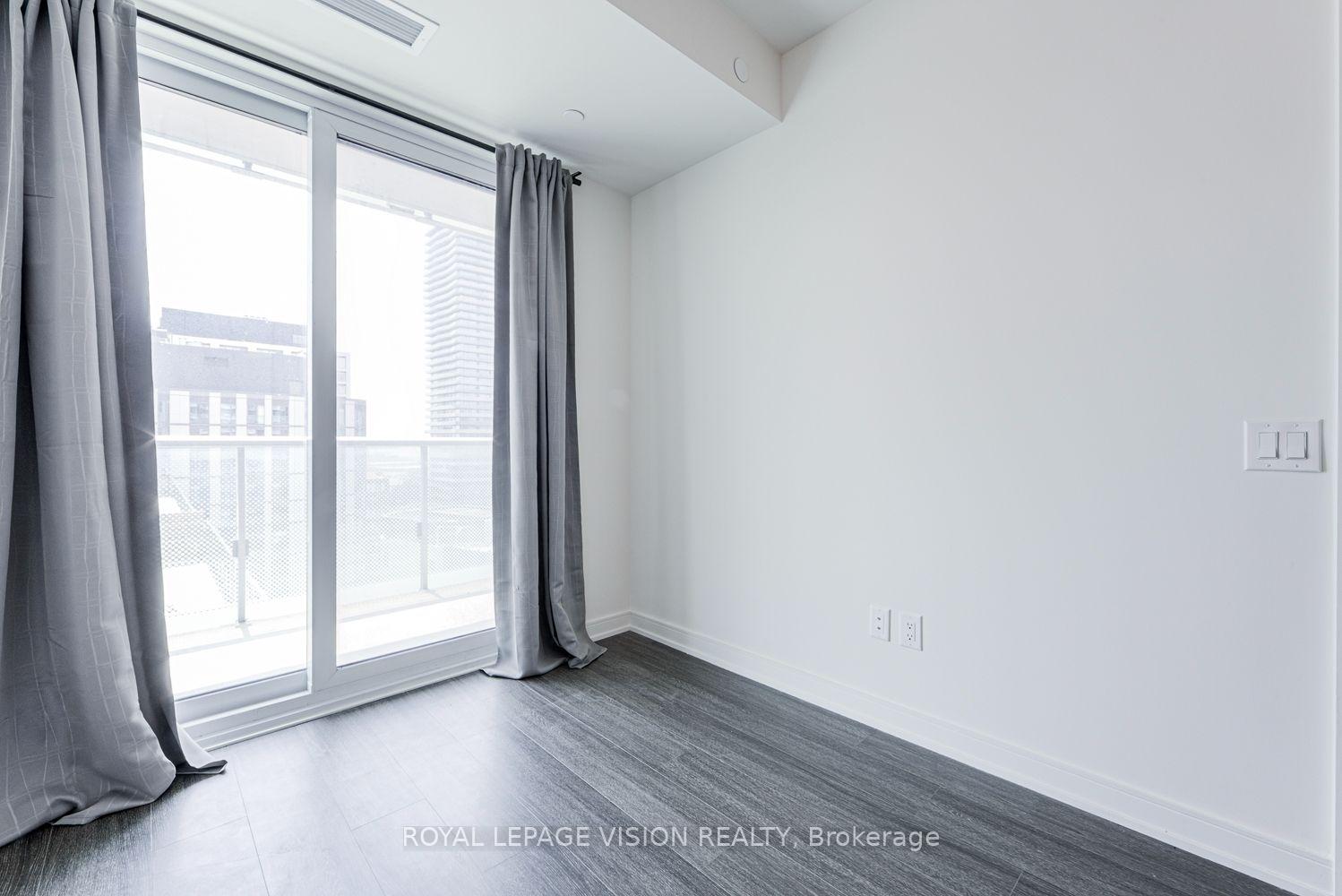 Photo 14 of Unit 1008, 425 Front Street E, Toronto, Waterfront Communities — HOMEH