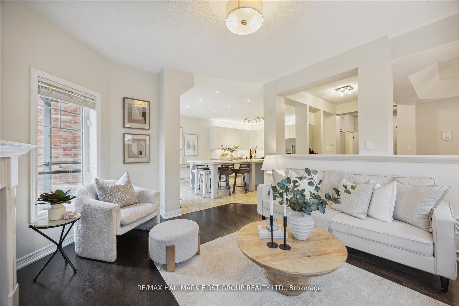 Photo 6 of 10 Duckfield Crescent, Ajax, South East — HOMEH