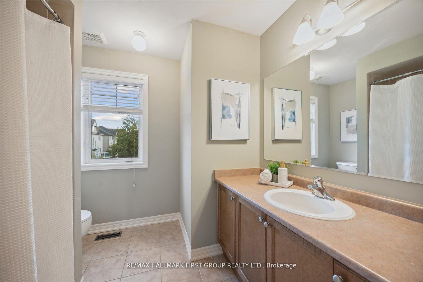 Photo 28 of 10 Duckfield Crescent, Ajax, South East — HOMEH