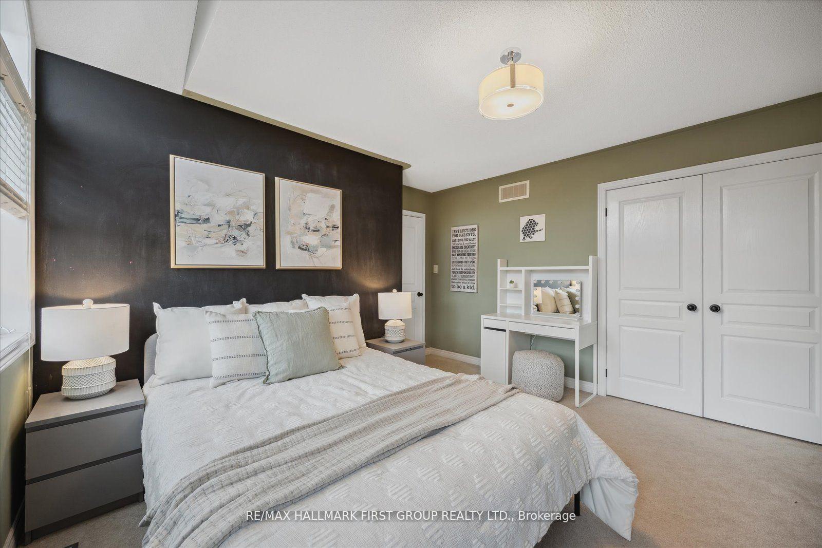 Photo 30 of 10 Duckfield Crescent, Ajax, South East — HOMEH