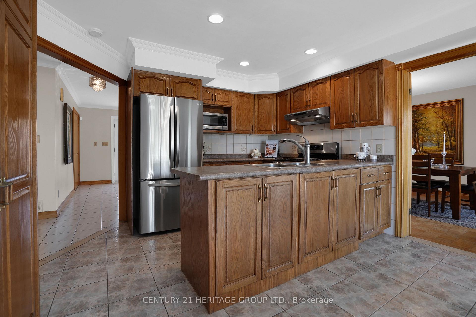 Photo 14 of 357 Powell Road S, Whitby, Blue Grass Meadows — HOMEH