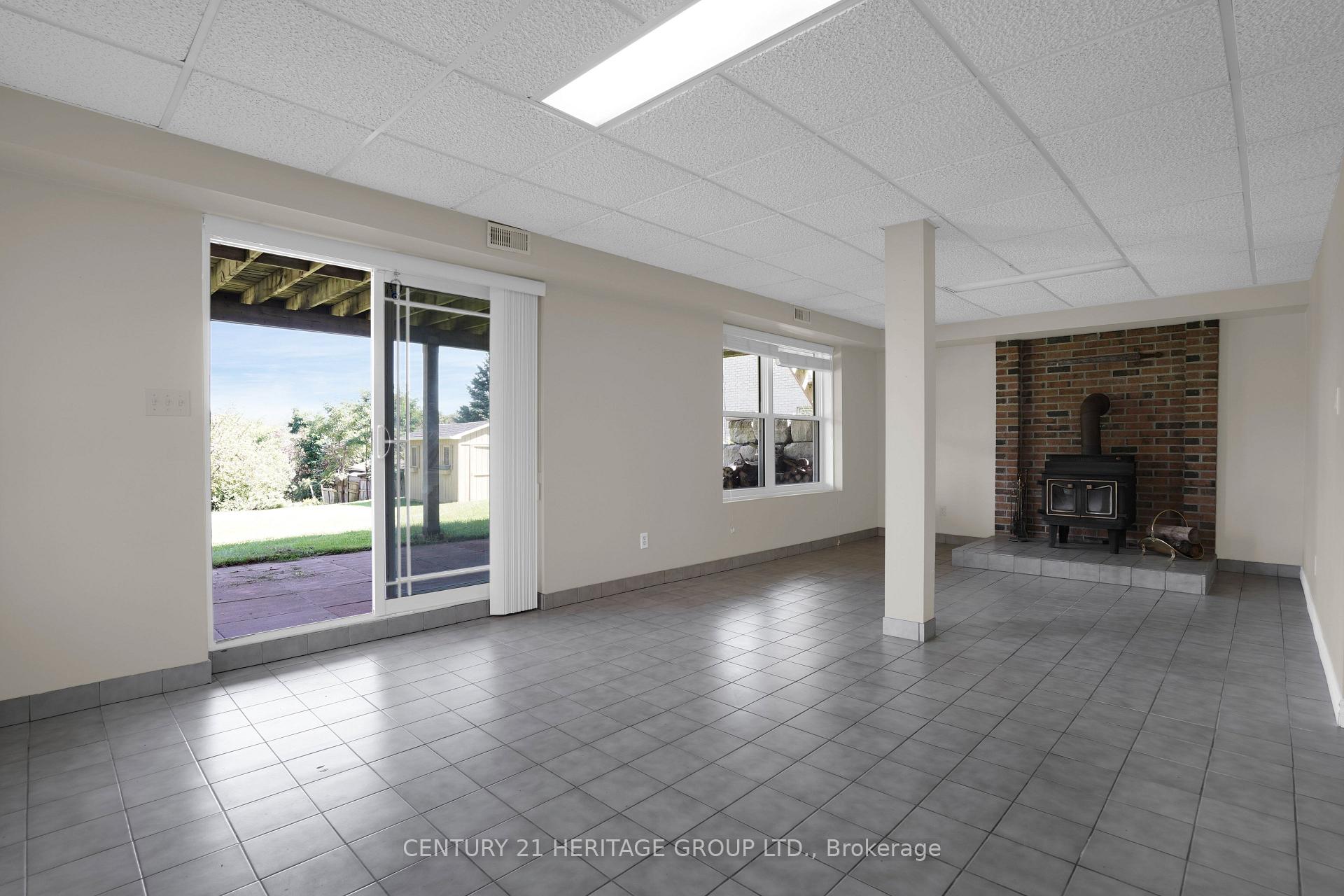 Photo 35 of 357 Powell Road S, Whitby, Blue Grass Meadows — HOMEH