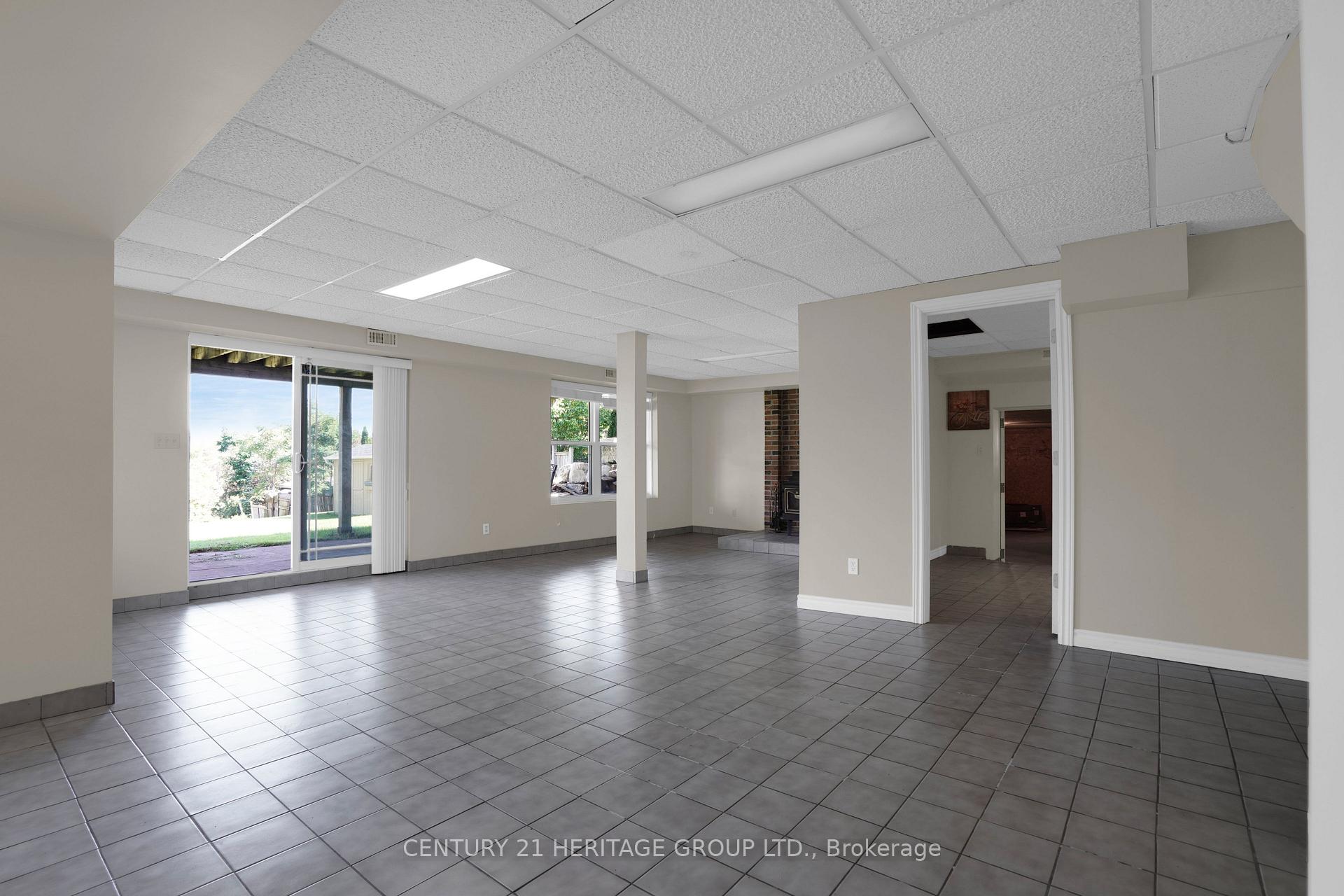 Photo 36 of 357 Powell Road S, Whitby, Blue Grass Meadows — HOMEH
