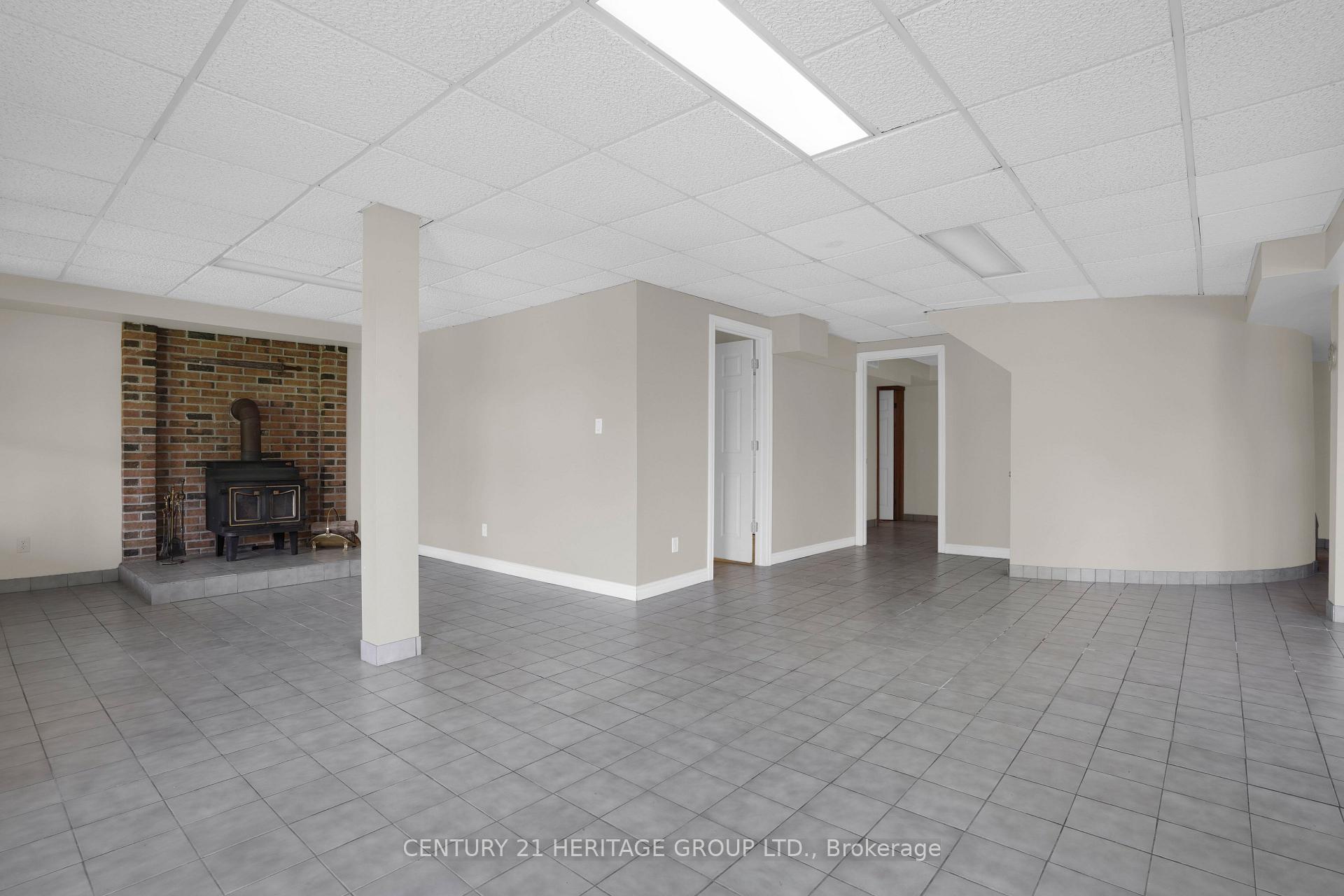 Photo 37 of 357 Powell Road S, Whitby, Blue Grass Meadows — HOMEH