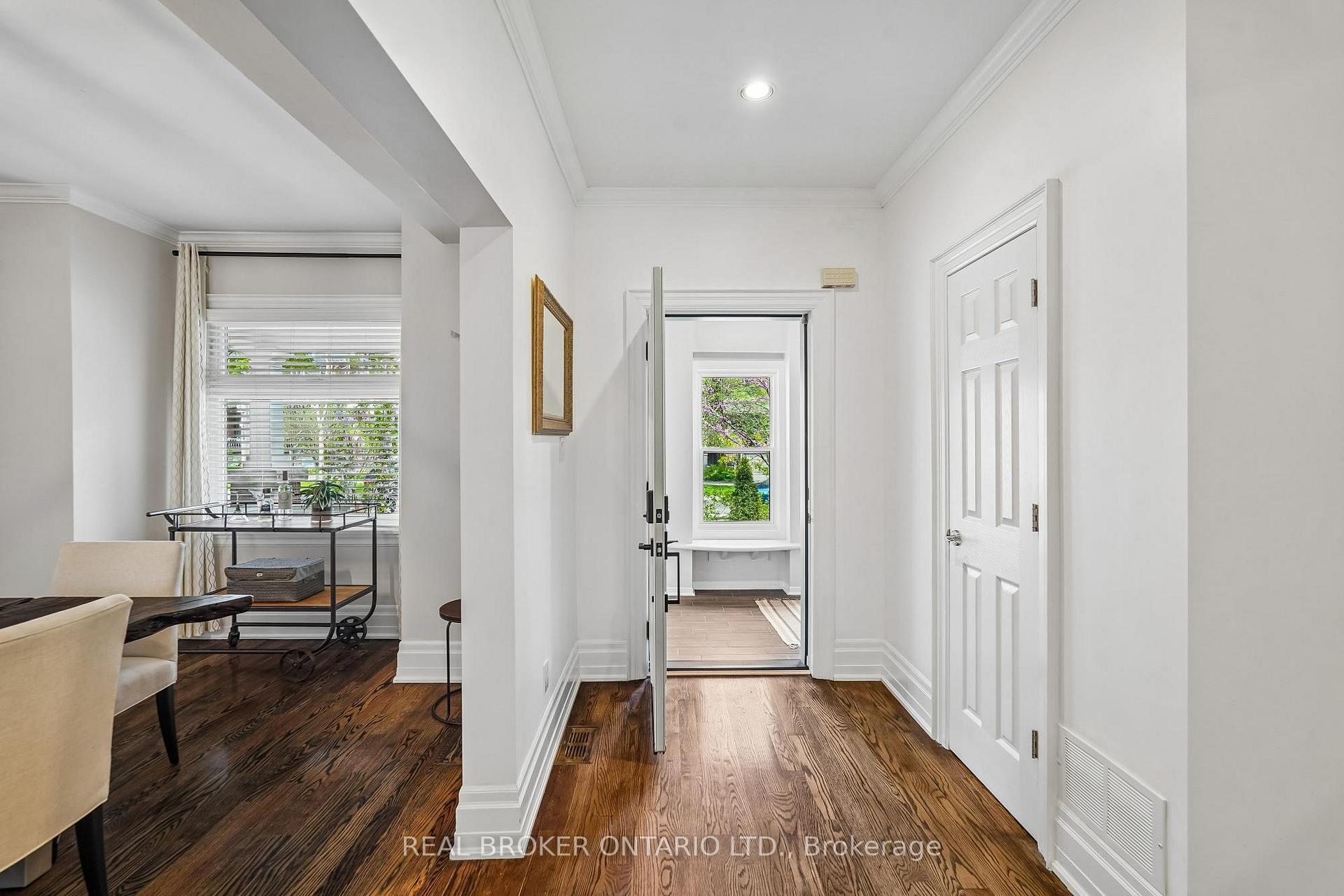 Photo 4 of 20 Brookmount Road, Toronto, The Beaches — HOMEH