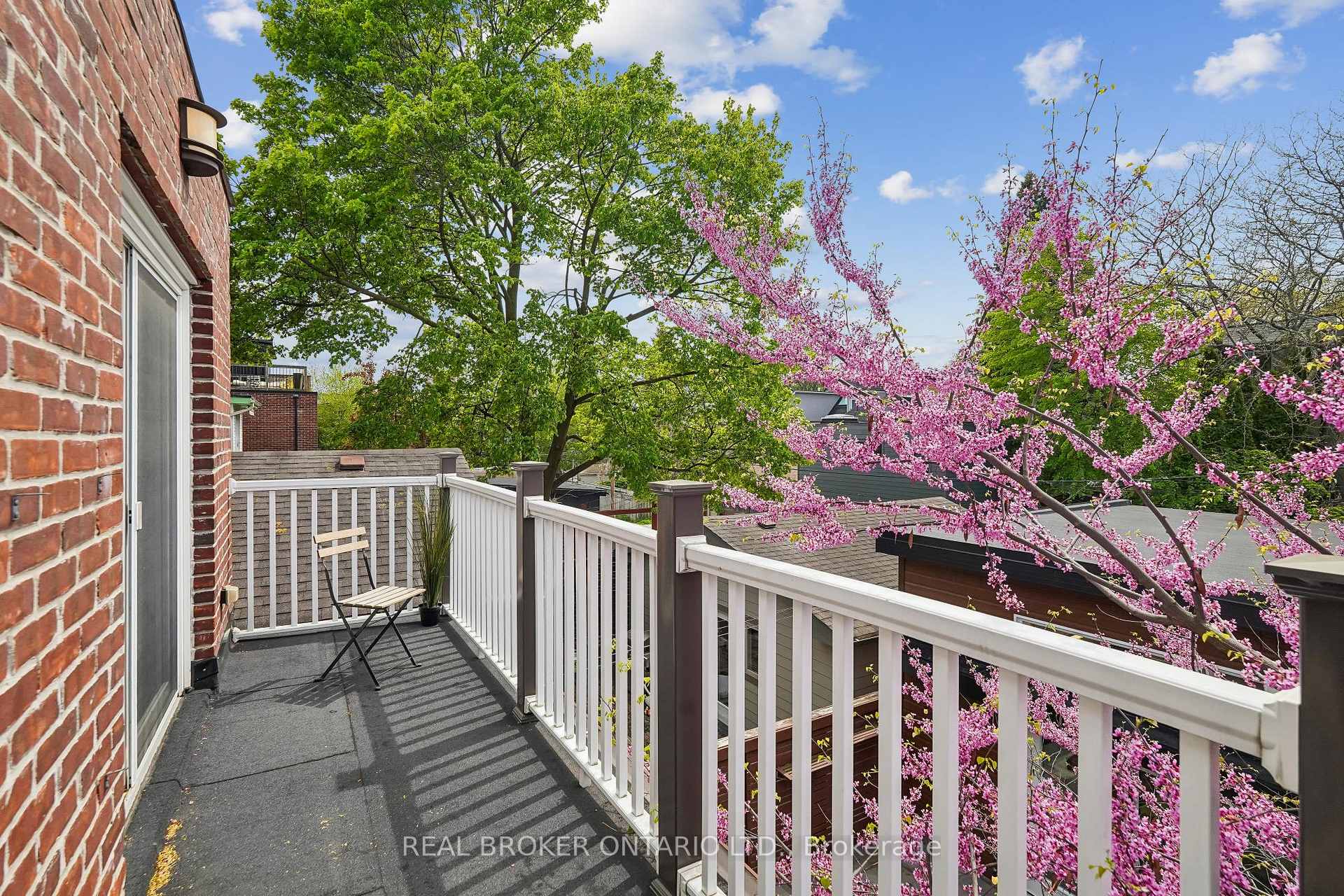Photo 21 of 20 Brookmount Road, Toronto, The Beaches — HOMEH