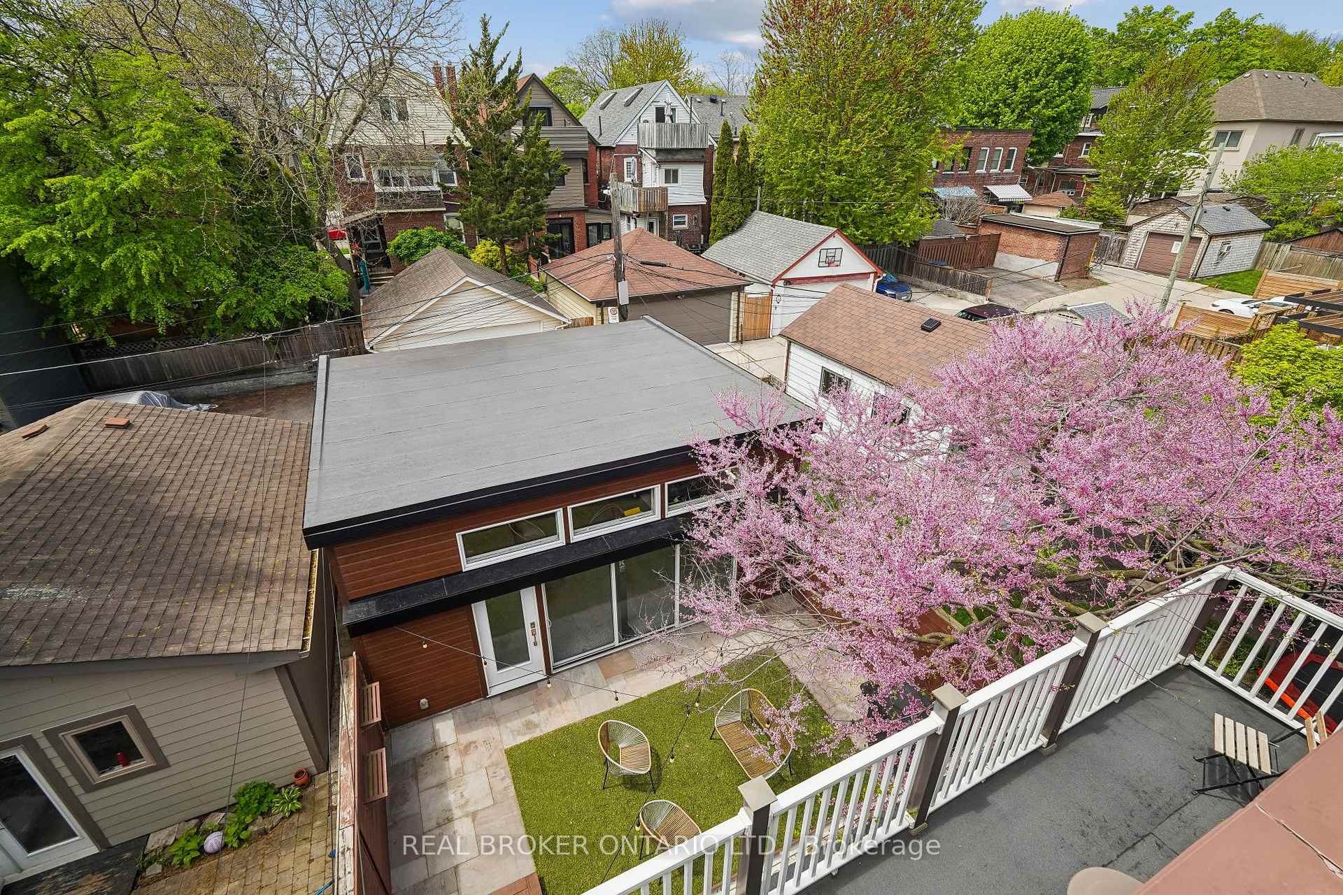Photo 22 of 20 Brookmount Road, Toronto, The Beaches — HOMEH