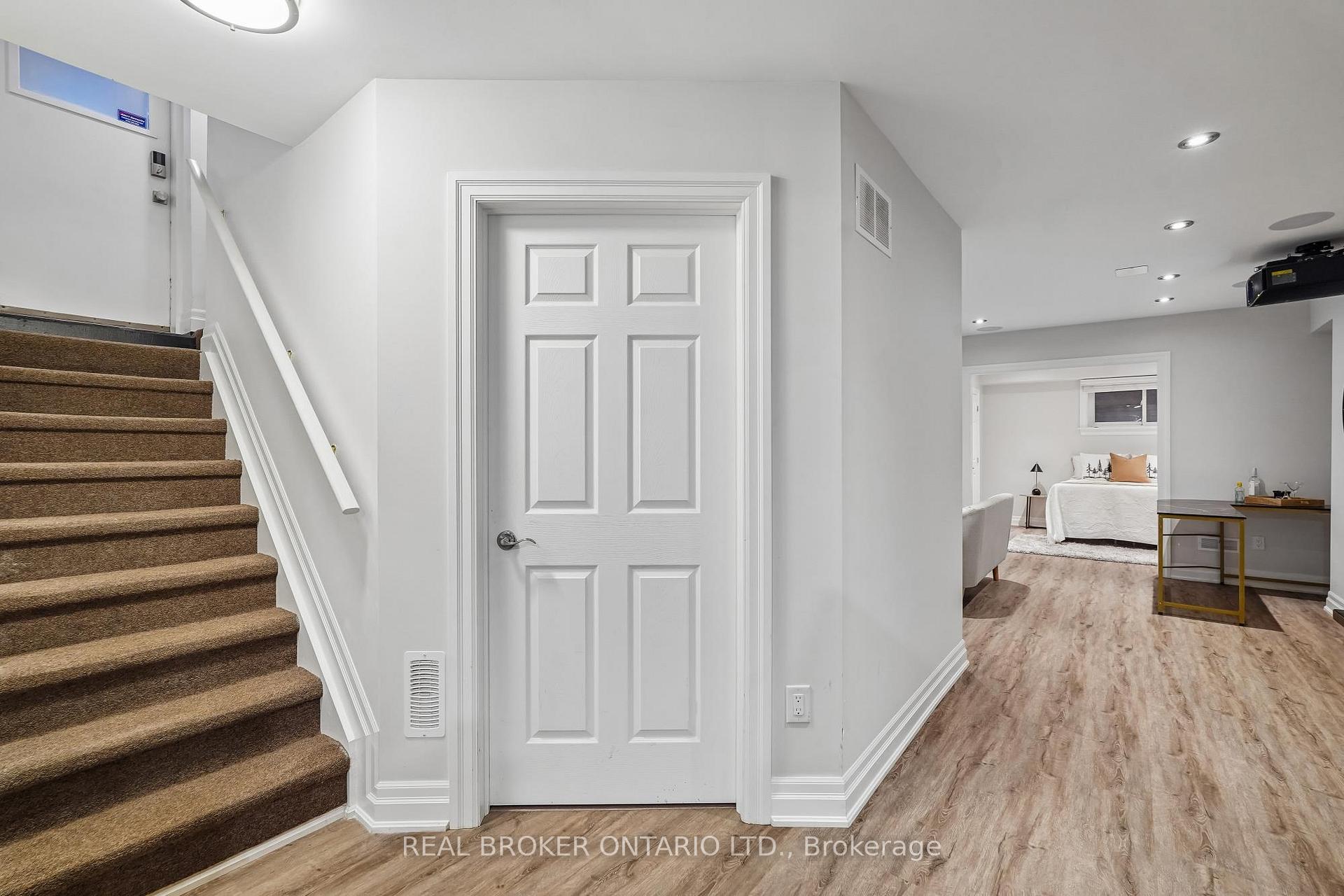 Photo 27 of 20 Brookmount Road, Toronto, The Beaches — HOMEH