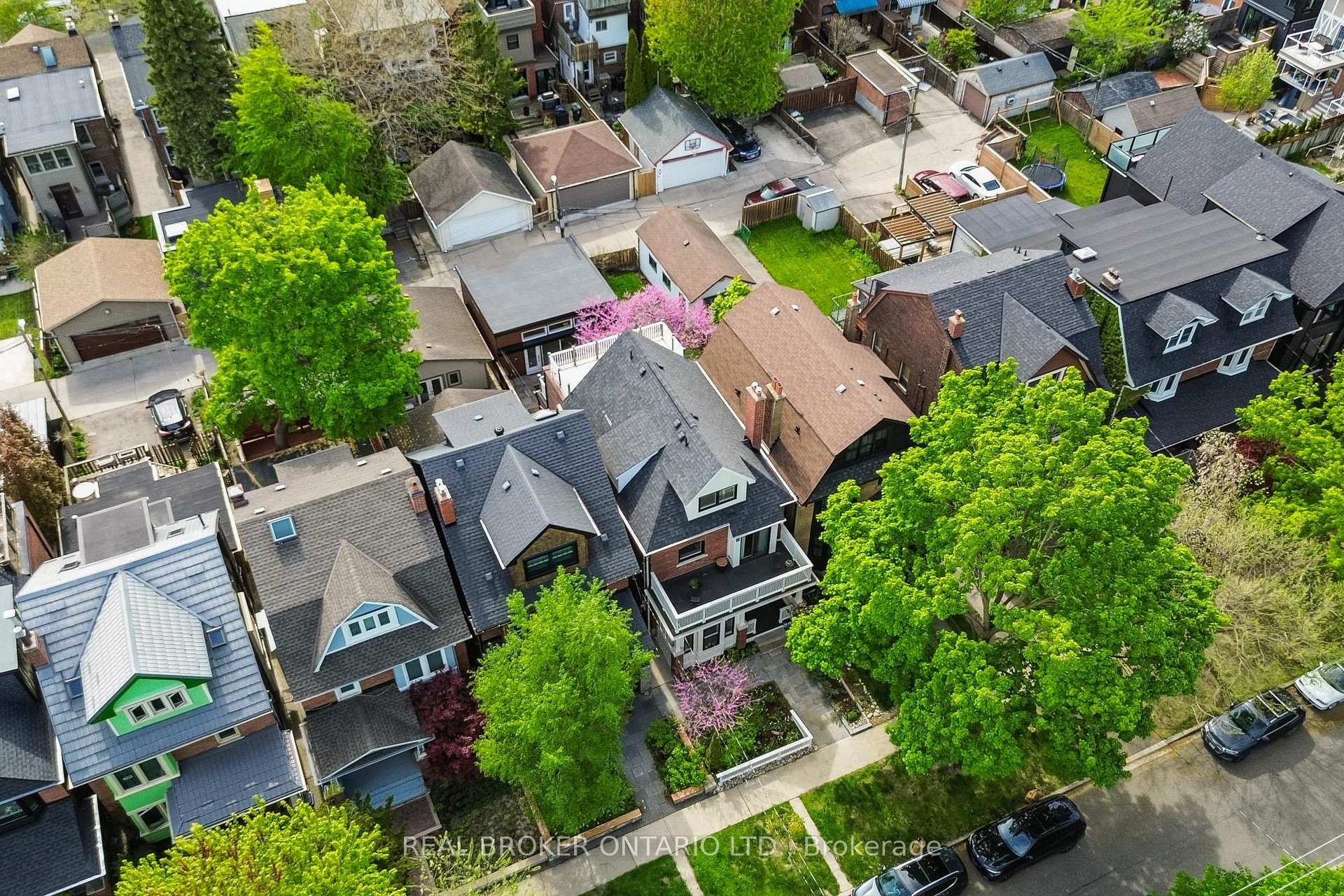 Photo 34 of 20 Brookmount Road, Toronto, The Beaches — HOMEH