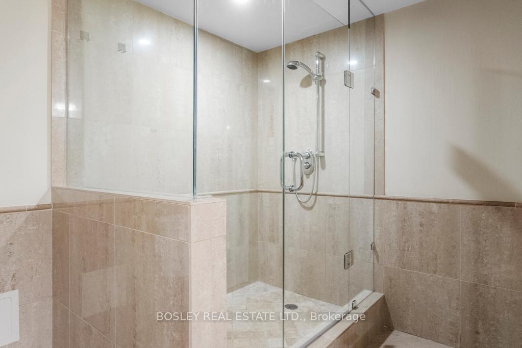 Photo 16 of Unit 403, 30 Wellington Street E, Toronto, Church-Yonge Corridor — HOMEH