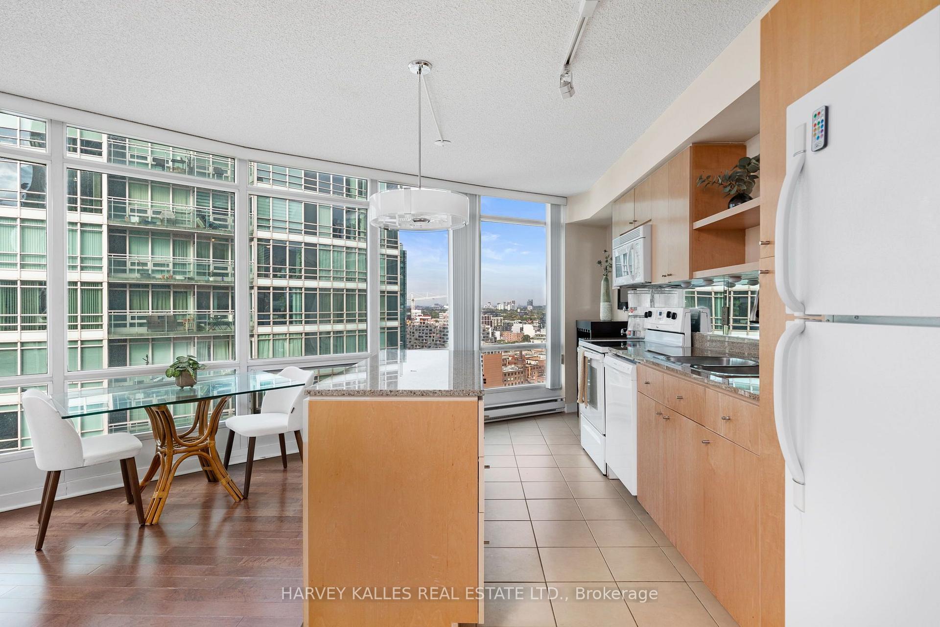 Photo 9 of Unit 2803, 373 Front Street W, Toronto, Waterfront Communities — HOMEH