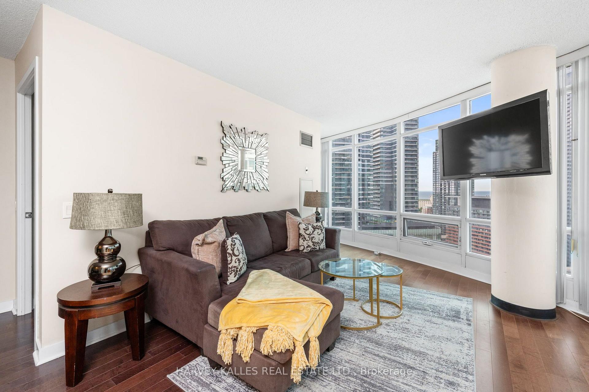 Photo 19 of Unit 2803, 373 Front Street W, Toronto, Waterfront Communities — HOMEH