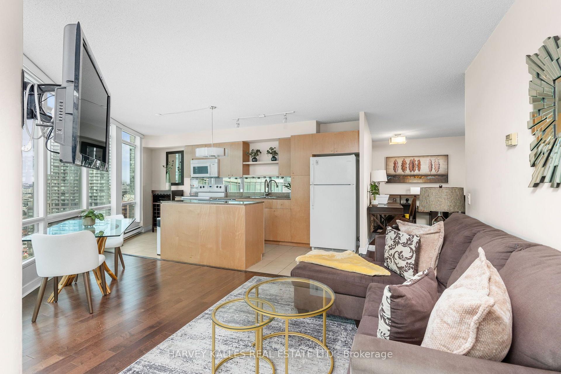 Photo 23 of Unit 2803, 373 Front Street W, Toronto, Waterfront Communities — HOMEH