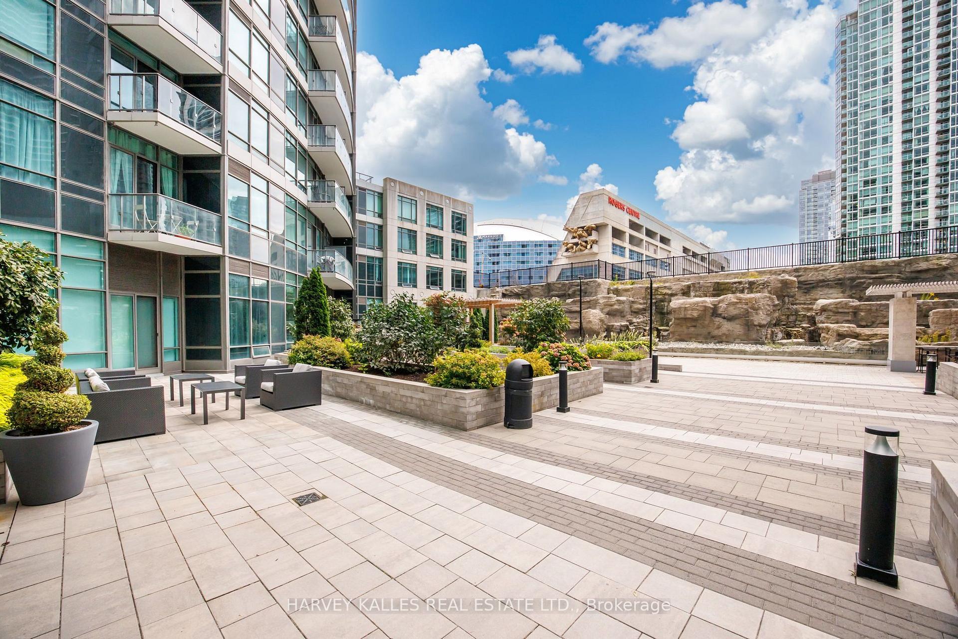 Photo 55 of Unit 2803, 373 Front Street W, Toronto, Waterfront Communities — HOMEH