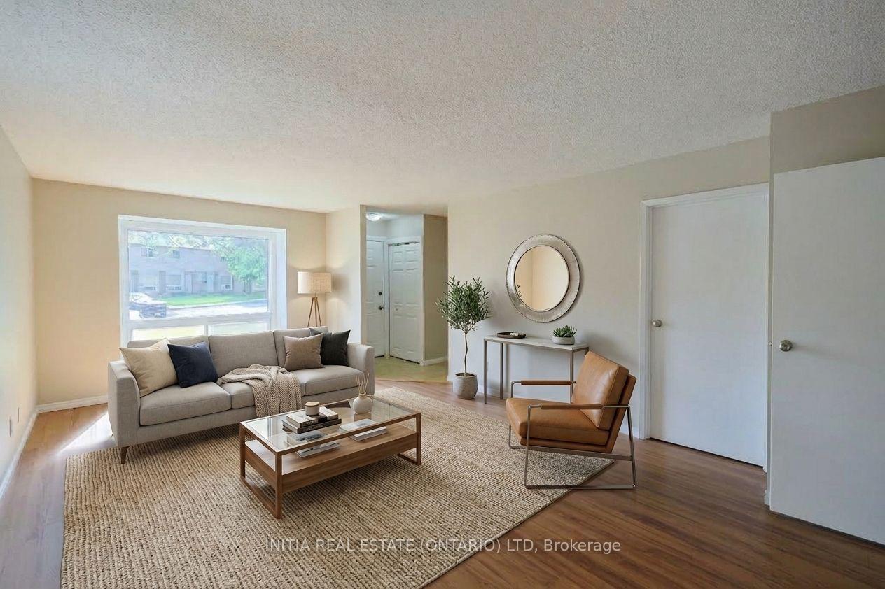 Photo 3 of 253 Hampton Avenue, Sarnia — HOMEH