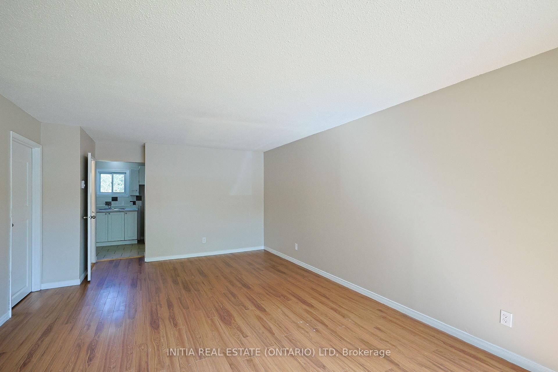 Photo 6 of 253 Hampton Avenue, Sarnia — HOMEH