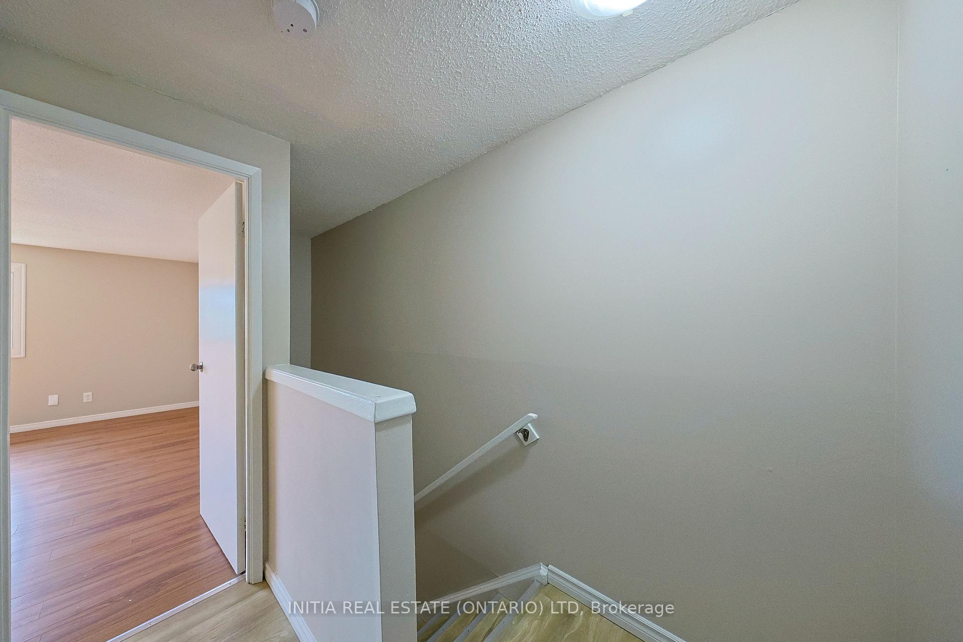 Photo 11 of 253 Hampton Avenue, Sarnia — HOMEH