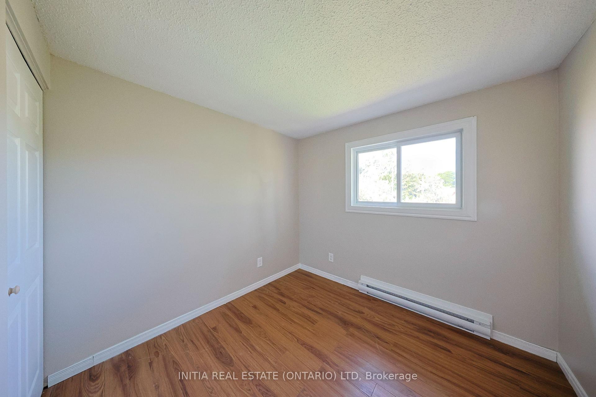 Photo 17 of 253 Hampton Avenue, Sarnia — HOMEH