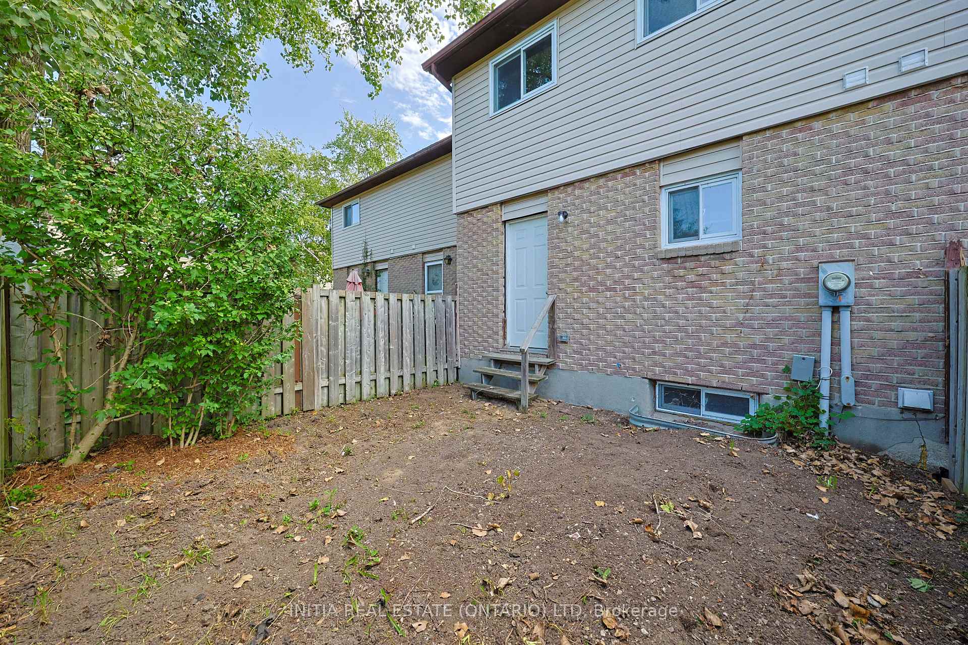 Photo 27 of 253 Hampton Avenue, Sarnia — HOMEH