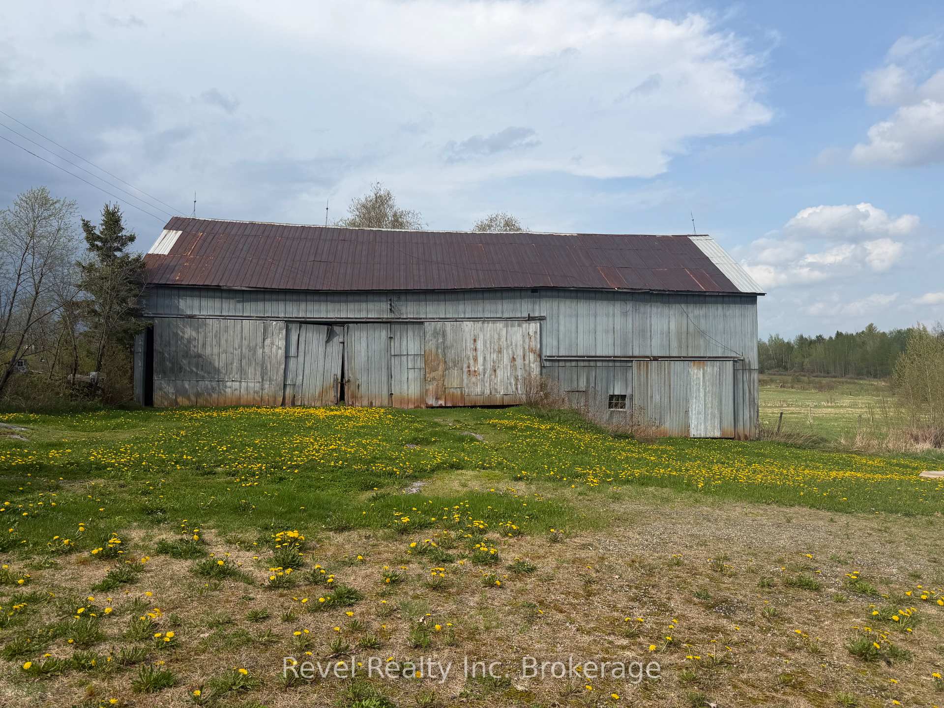 Photo 2 of 8 Trailaine Road, Parry Sound Remote Area, Arnstein — HOMEH