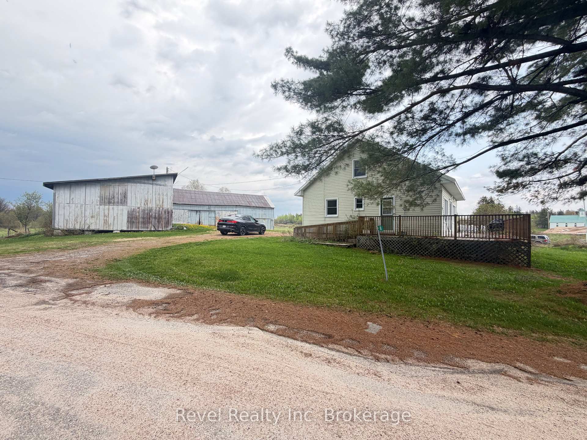 Photo 5 of 8 Trailaine Road, Parry Sound Remote Area, Arnstein — HOMEH