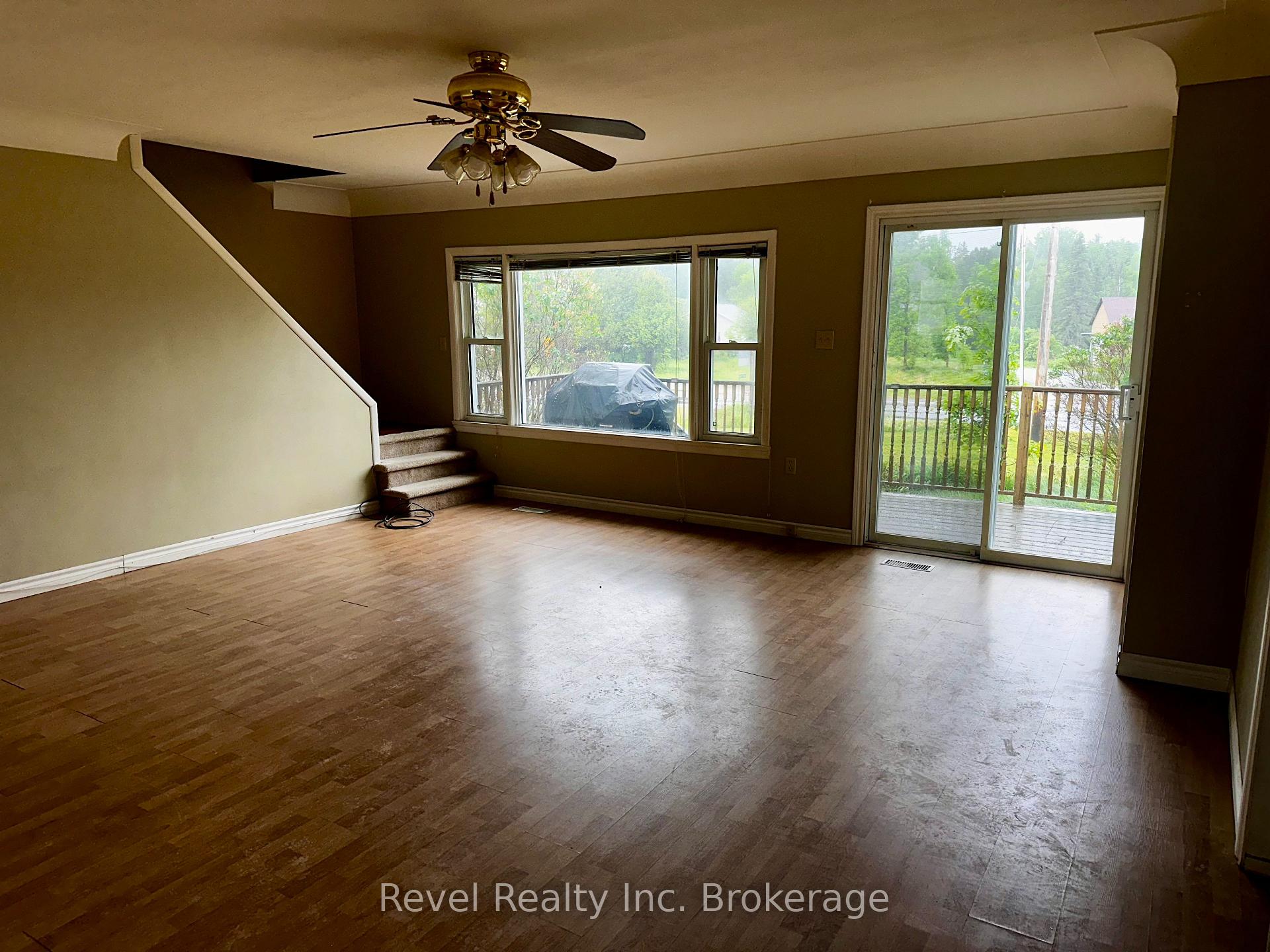 Photo 12 of 8 Trailaine Road, Parry Sound Remote Area, Arnstein — HOMEH