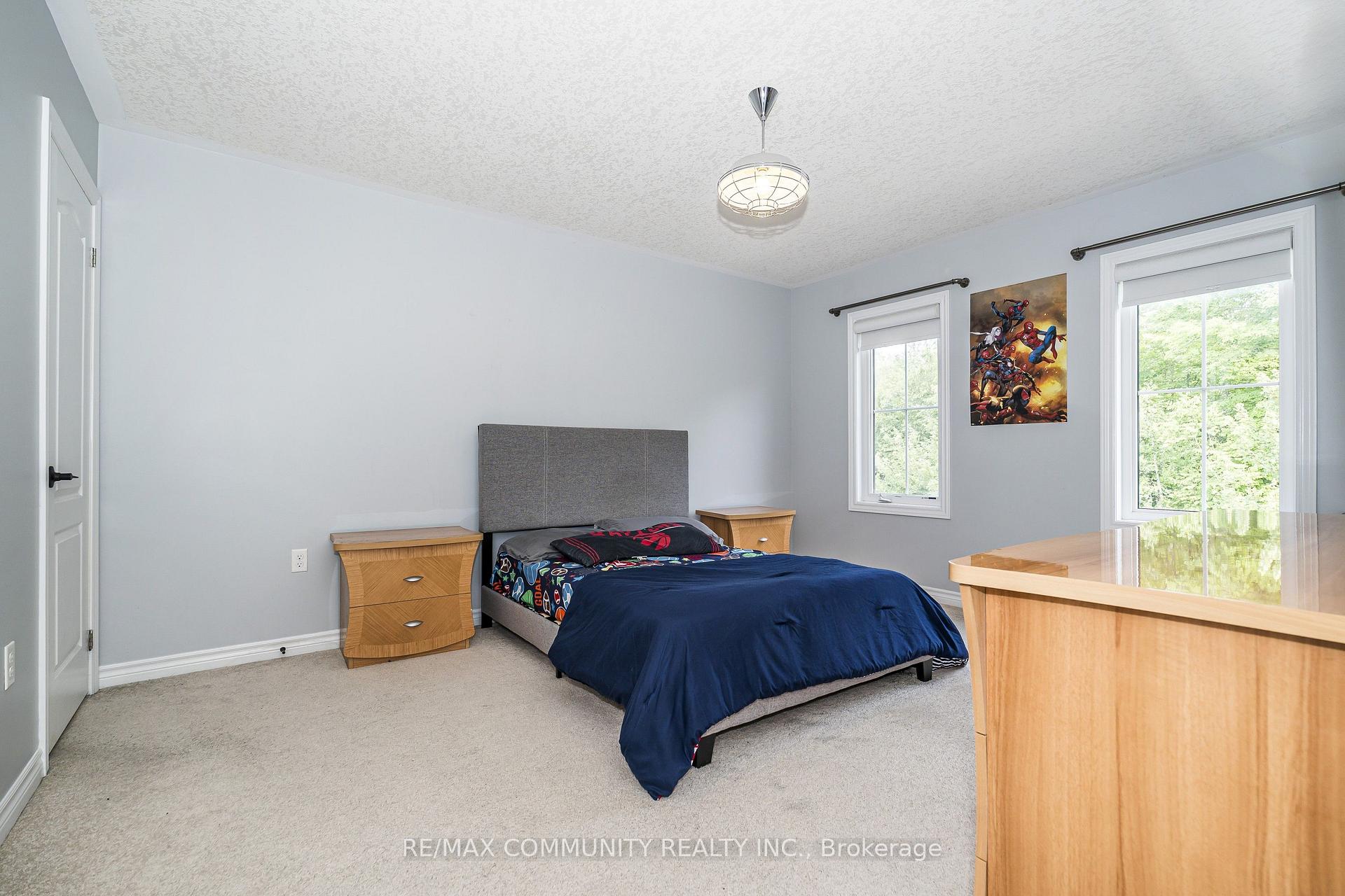 Photo 36 of 23 Holyrod Drive, Clarington, Courtice — HOMEH