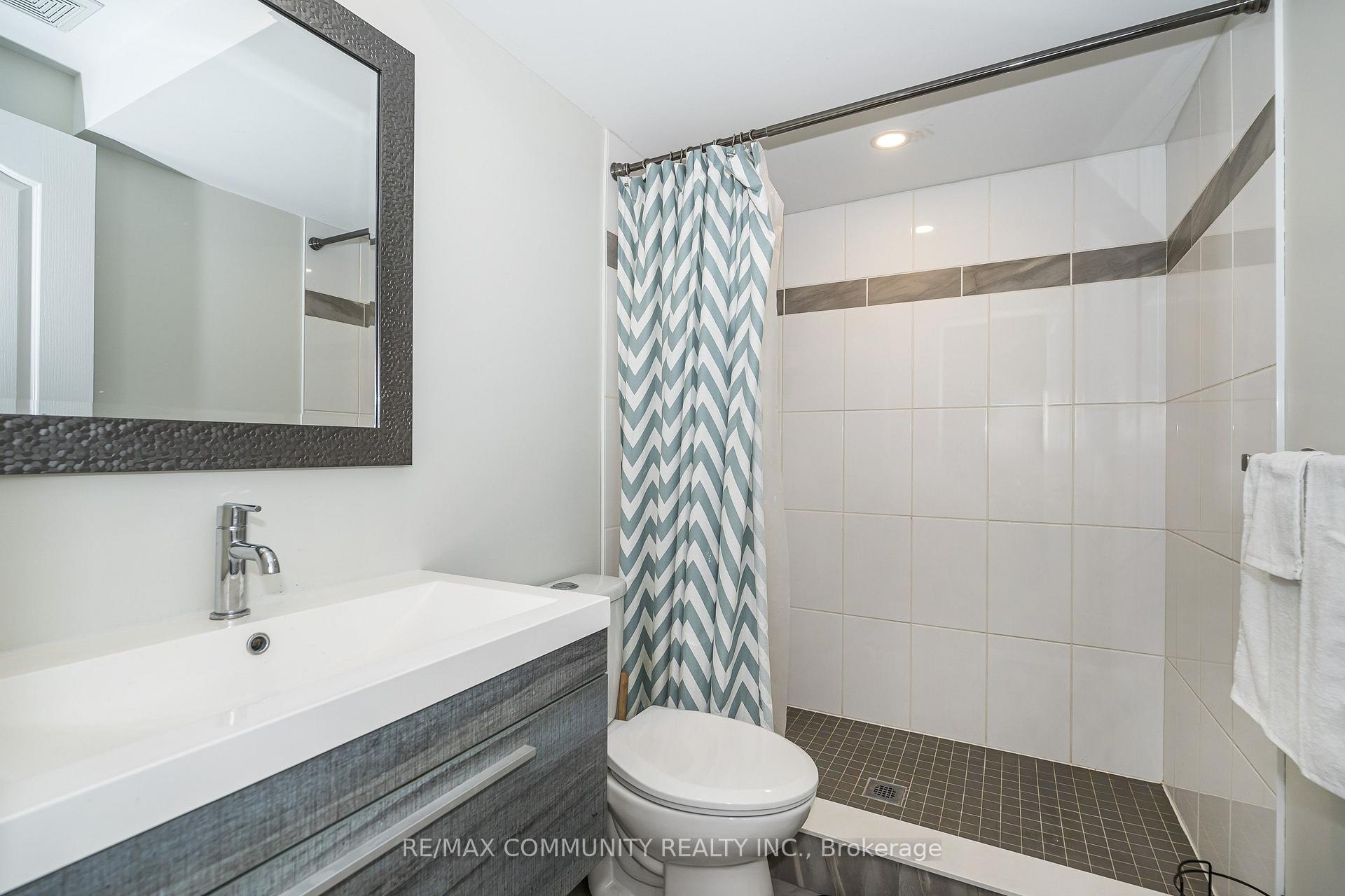 Photo 45 of 23 Holyrod Drive, Clarington, Courtice — HOMEH