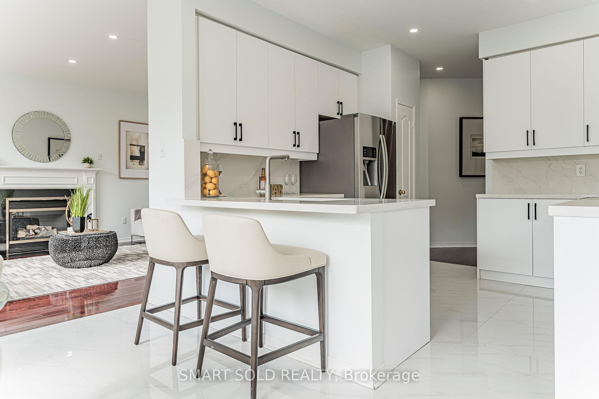 Photo 8 of 274 Ridgecrest Road, Markham, Berczy — HOMEH