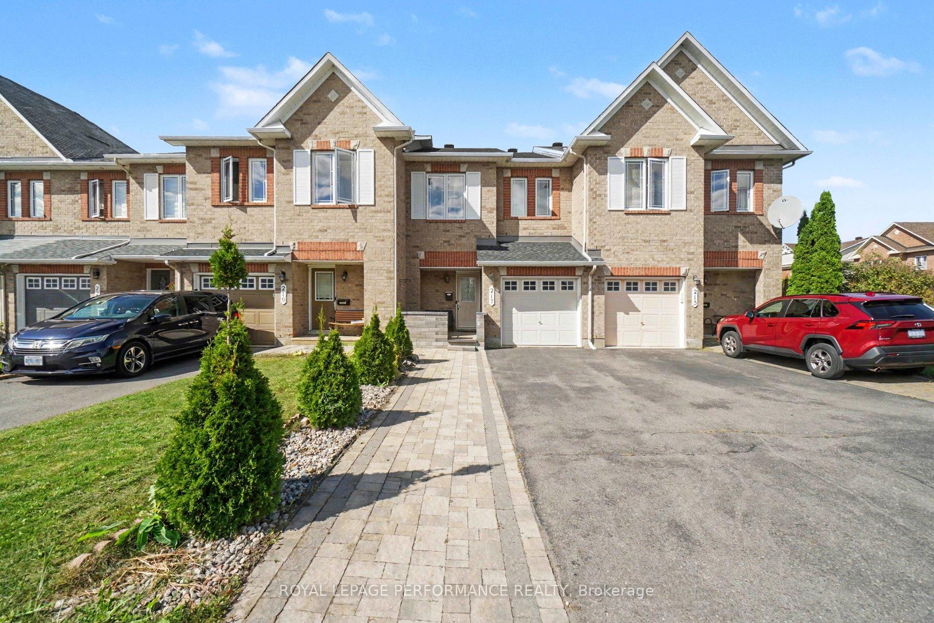 Photo 2 of 217 Branthaven Street, Ottawa, Avalon East — HOMEH