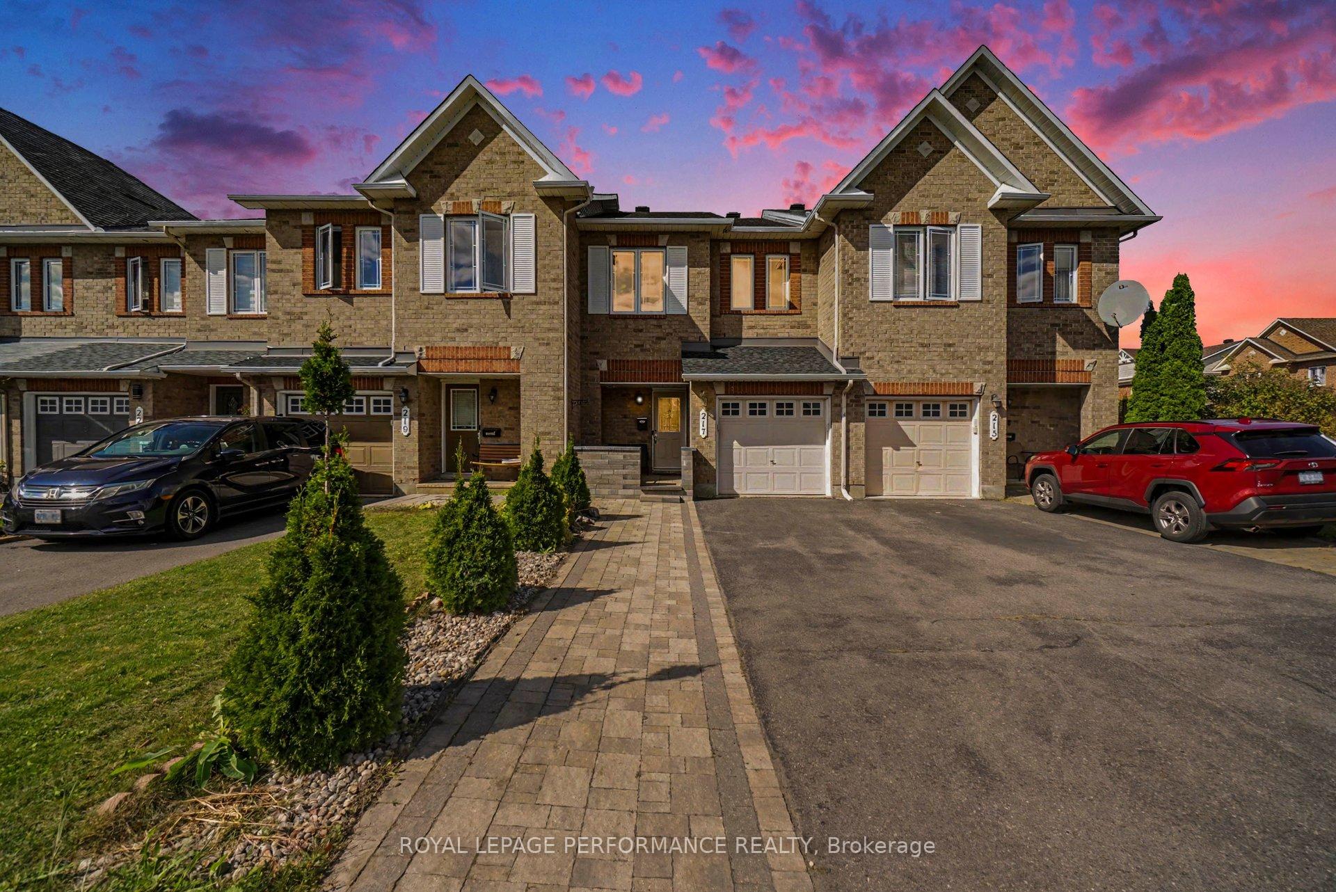 Photo 3 of 217 Branthaven Street, Ottawa, Avalon East — HOMEH