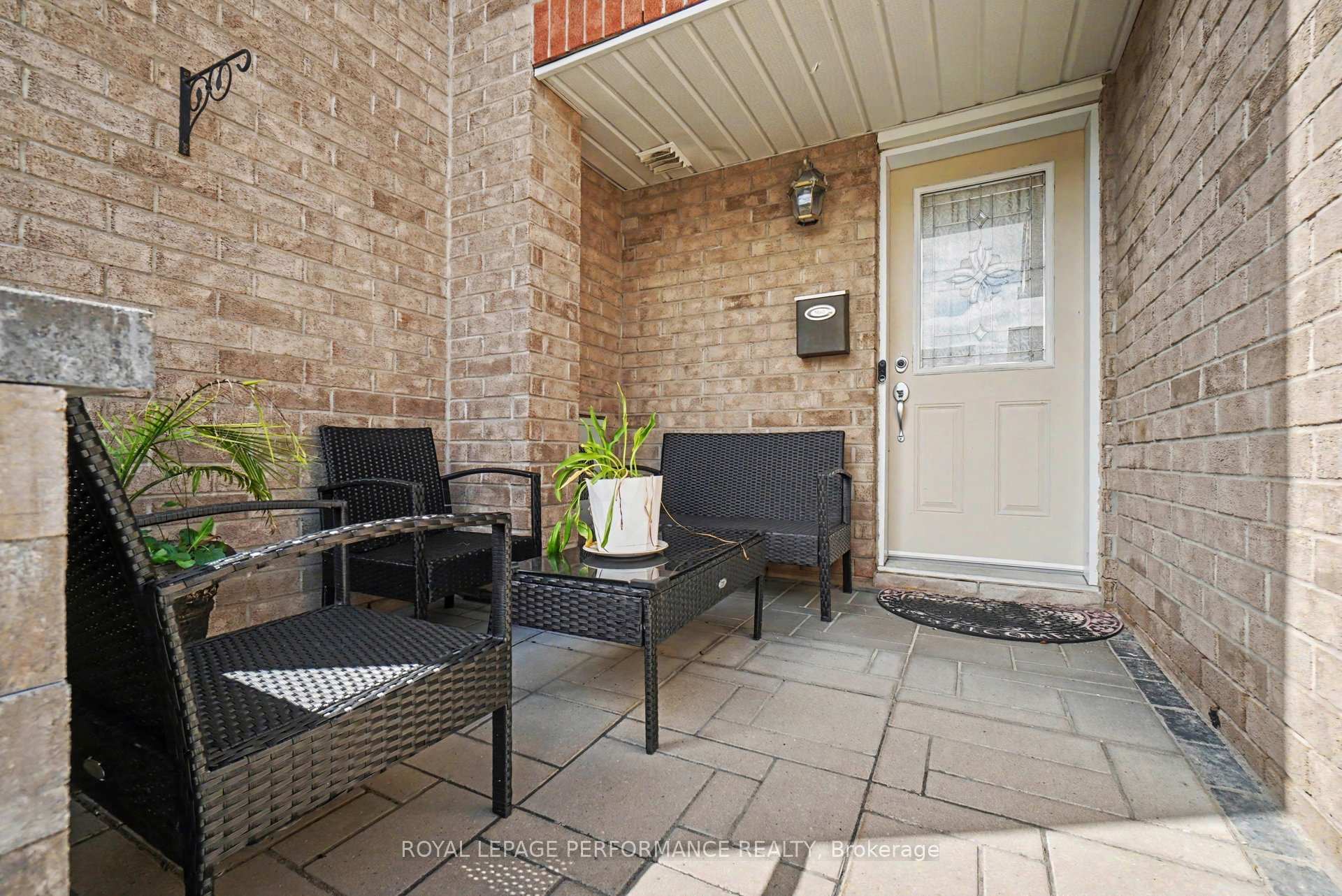Photo 4 of 217 Branthaven Street, Ottawa, Avalon East — HOMEH