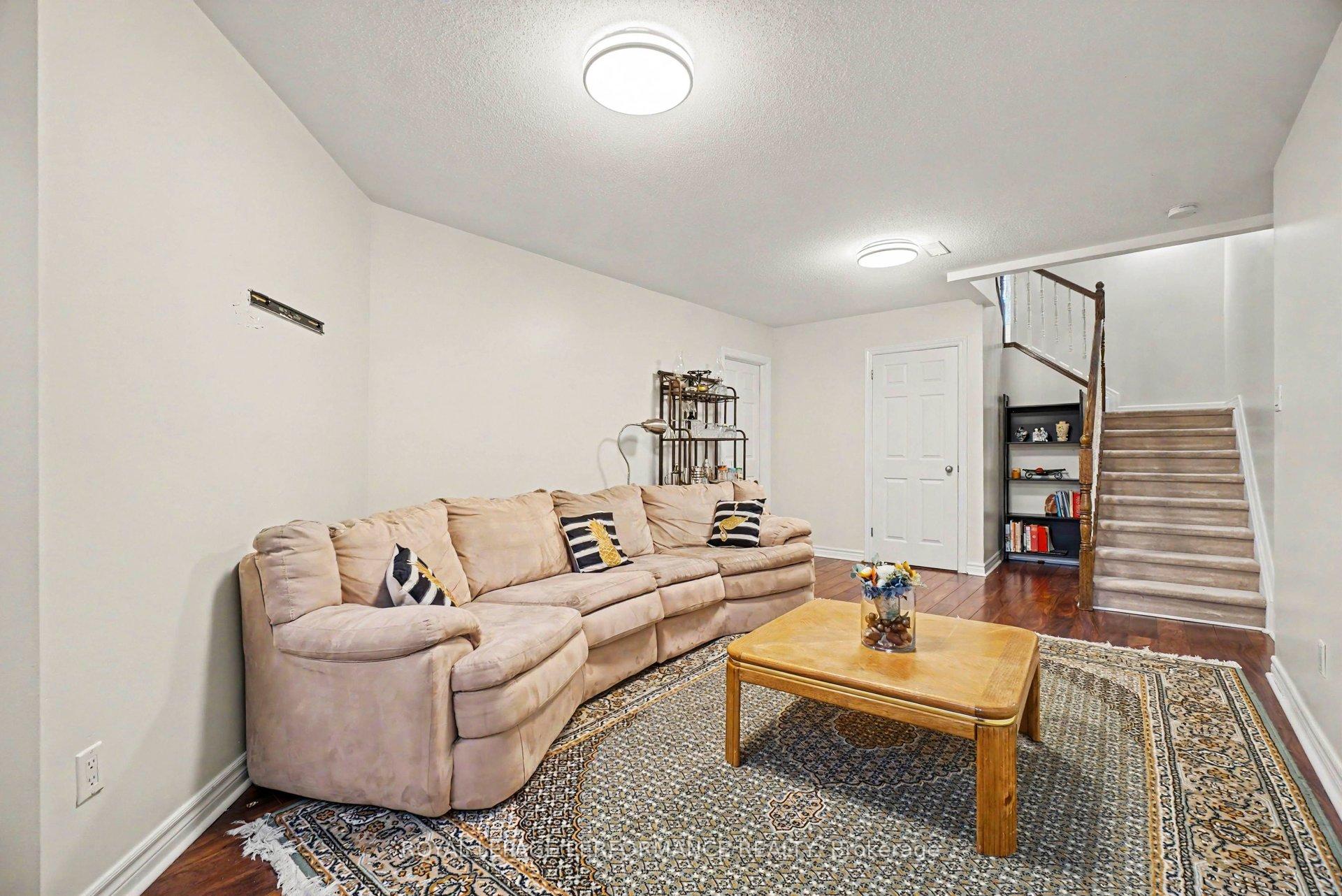 Photo 29 of 217 Branthaven Street, Ottawa, Avalon East — HOMEH