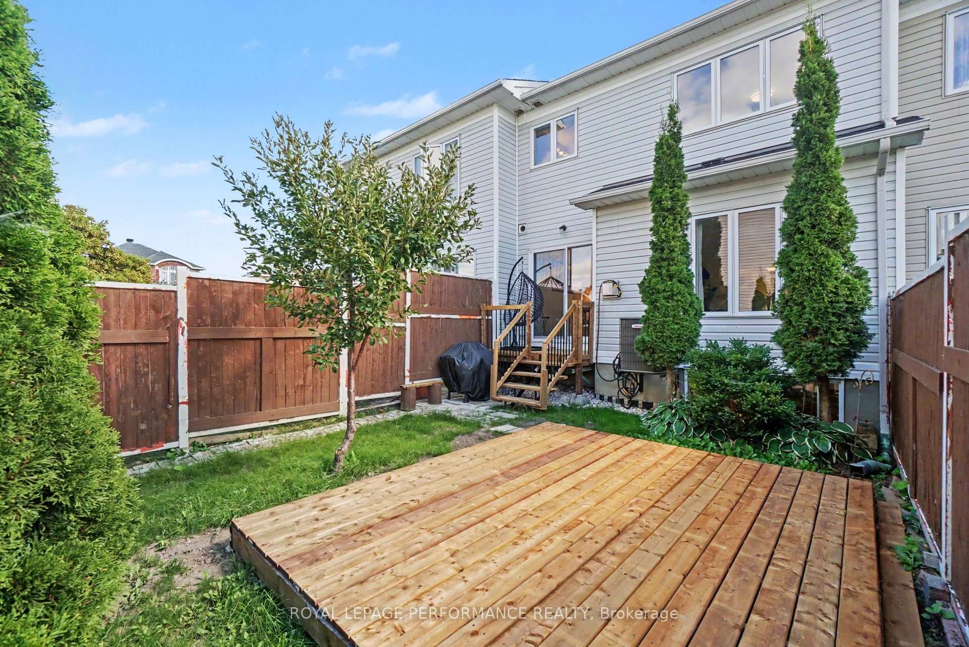 Photo 32 of 217 Branthaven Street, Ottawa, Avalon East — HOMEH