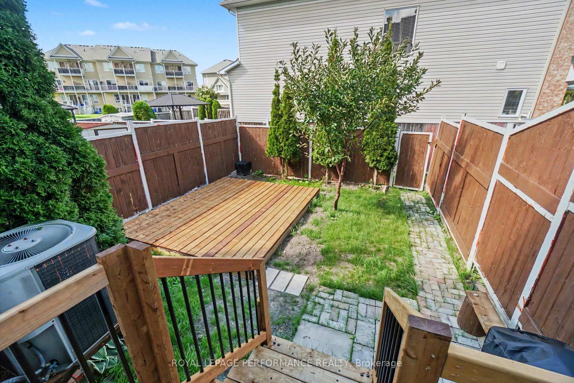 Photo 33 of 217 Branthaven Street, Ottawa, Avalon East — HOMEH