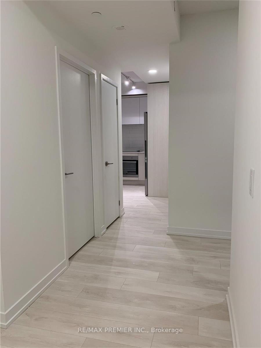 Photo 6 of Unit 912, 225 Sumach Street, Toronto, Regent Park — HOMEH