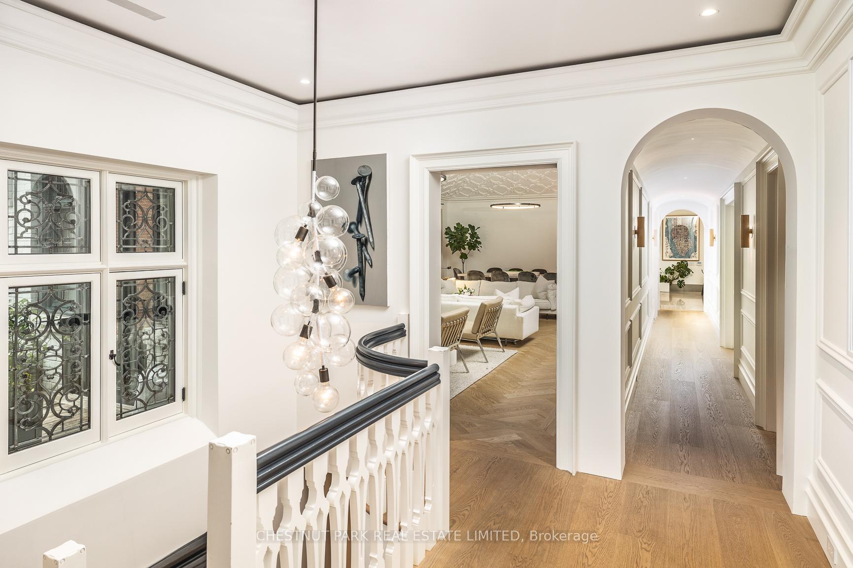 Photo 3 of Unit 2, 78 Crescent Road, Toronto, Rosedale-Moore Park — HOMEH