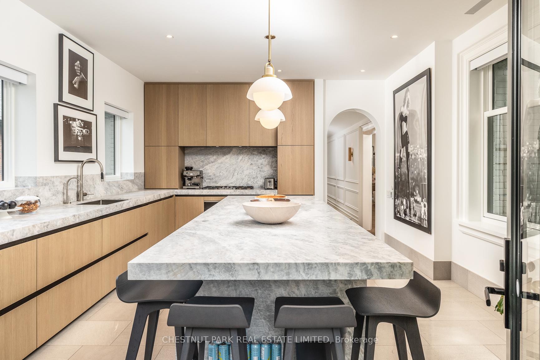 Photo 12 of Unit 2, 78 Crescent Road, Toronto, Rosedale-Moore Park — HOMEH