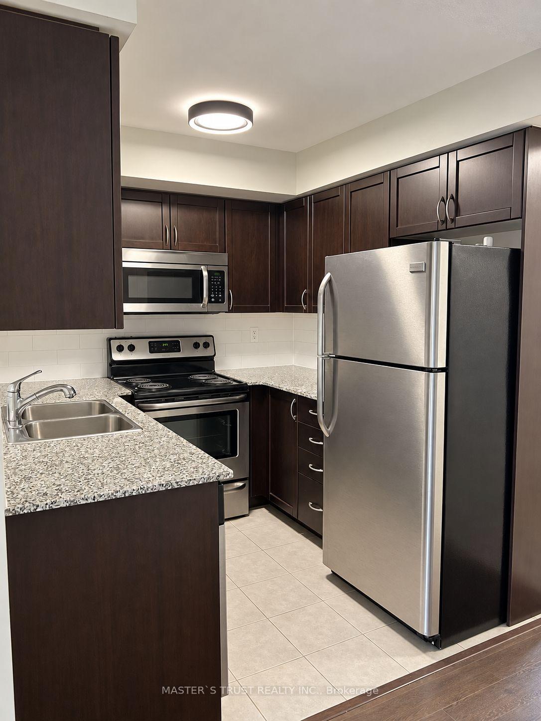 Photo 8 of Unit 302, 812 Lansdowne Avenue, Toronto, Dovercourt-Wallace Emerson-Junction — HOMEH