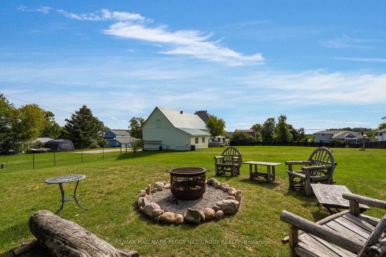 Photo 21 of 312 Lafontaine Road W, Tiny, Rural Tiny — HOMEH