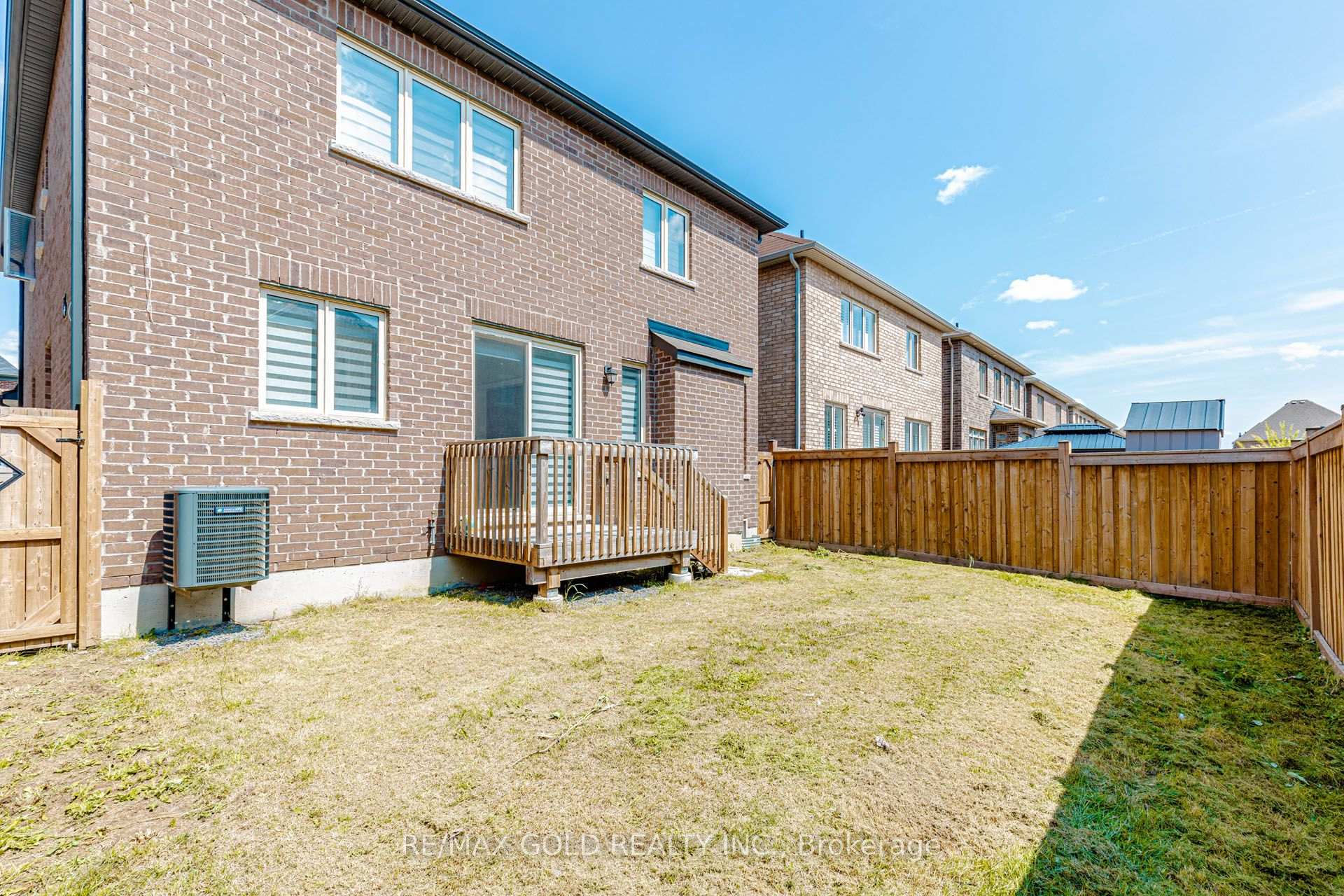 Photo 50 of 33 Tiger Crescent, Brampton, Sandringham-Wellington North — HOMEH