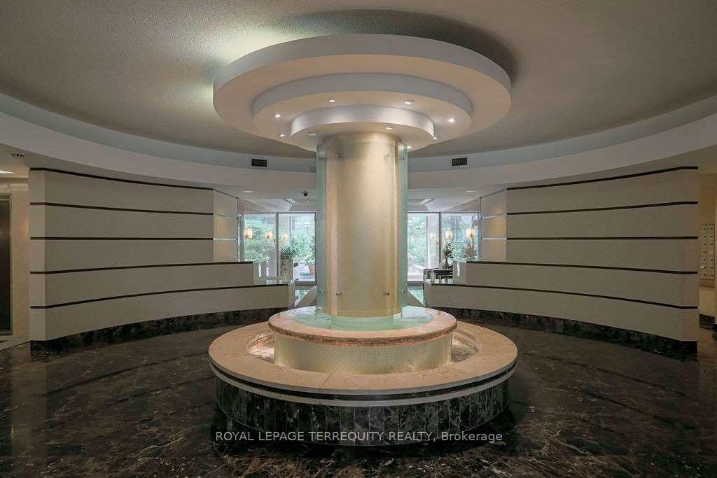 Photo 3 of Unit 106, 95 Prince Arthur Avenue, Toronto, The Annex — HOMEH