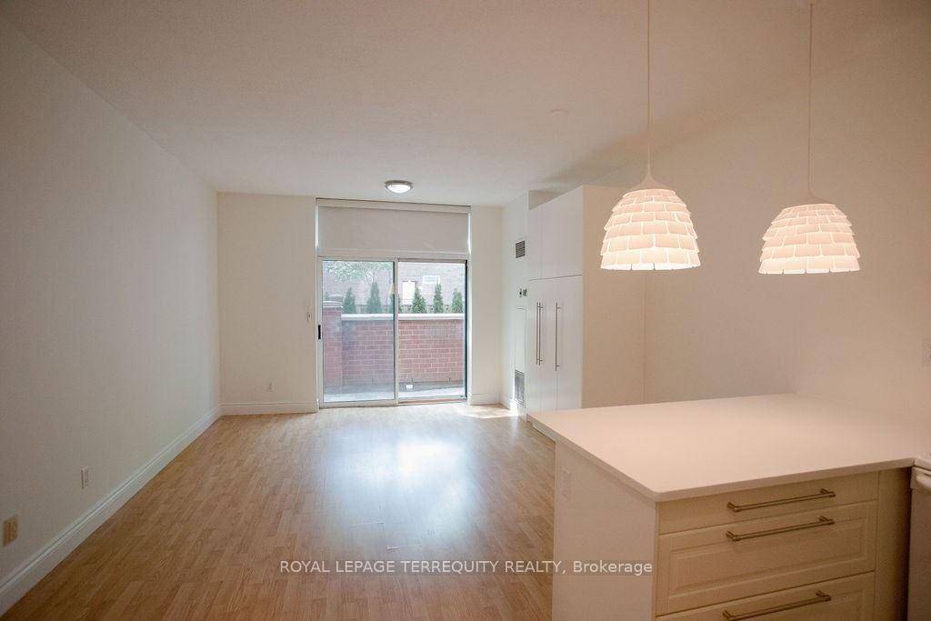Photo 9 of Unit 106, 95 Prince Arthur Avenue, Toronto, The Annex — HOMEH