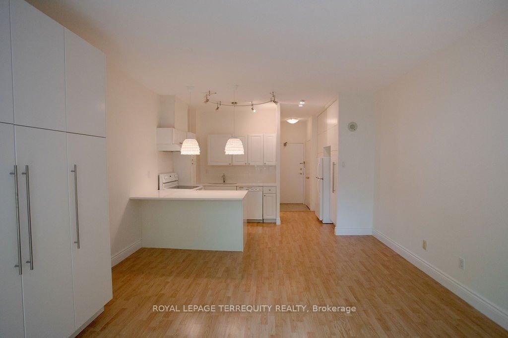 Photo 11 of Unit 106, 95 Prince Arthur Avenue, Toronto, The Annex — HOMEH
