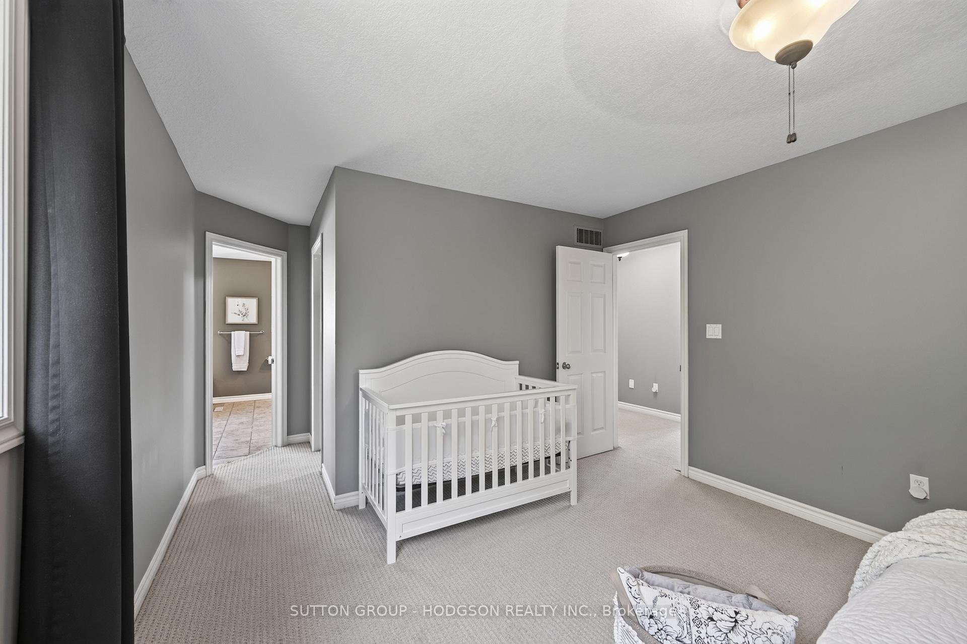 Photo 15 of 1476 Lawson Road, London, North I — HOMEH