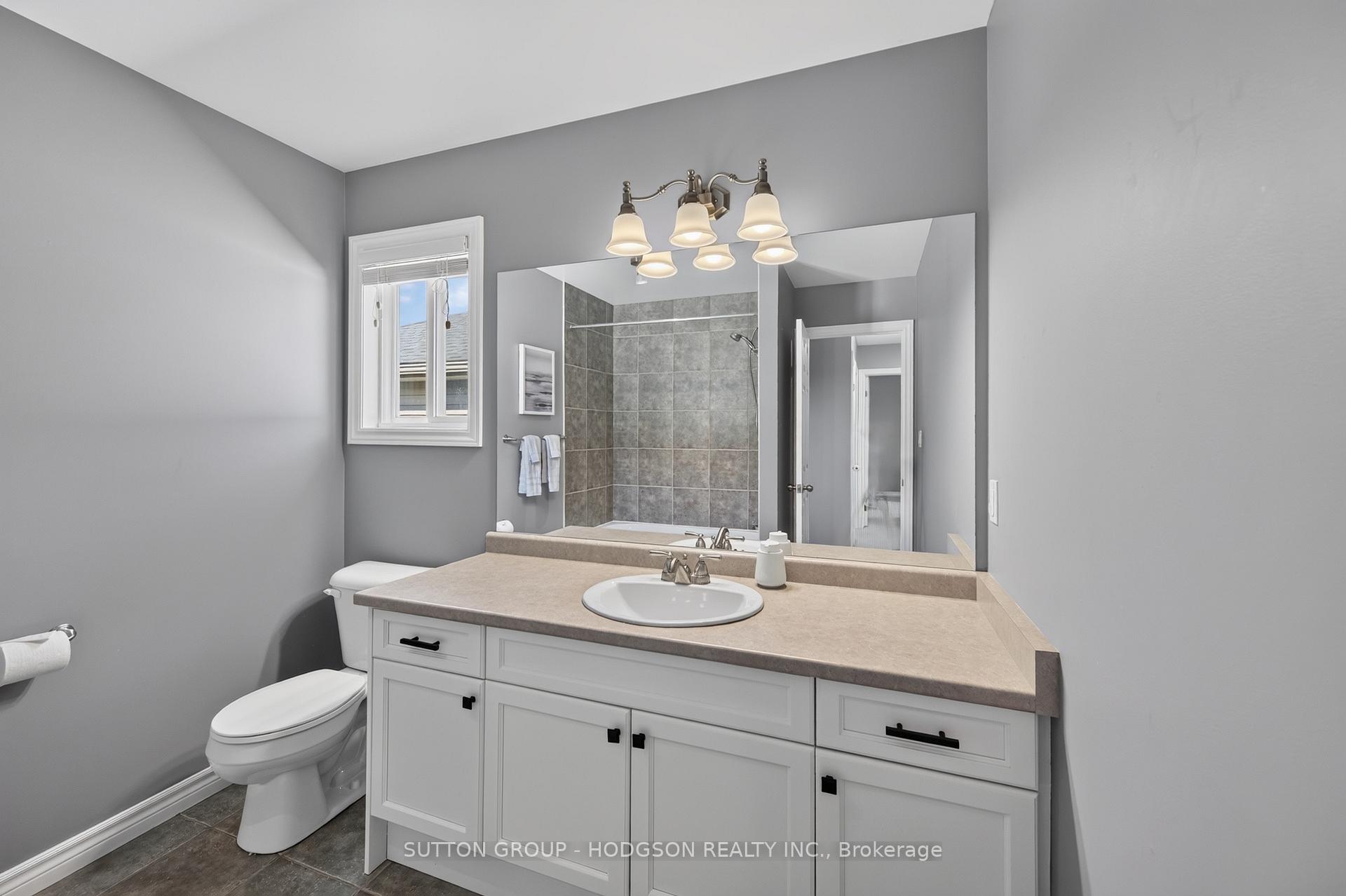 Photo 20 of 1476 Lawson Road, London, North I — HOMEH
