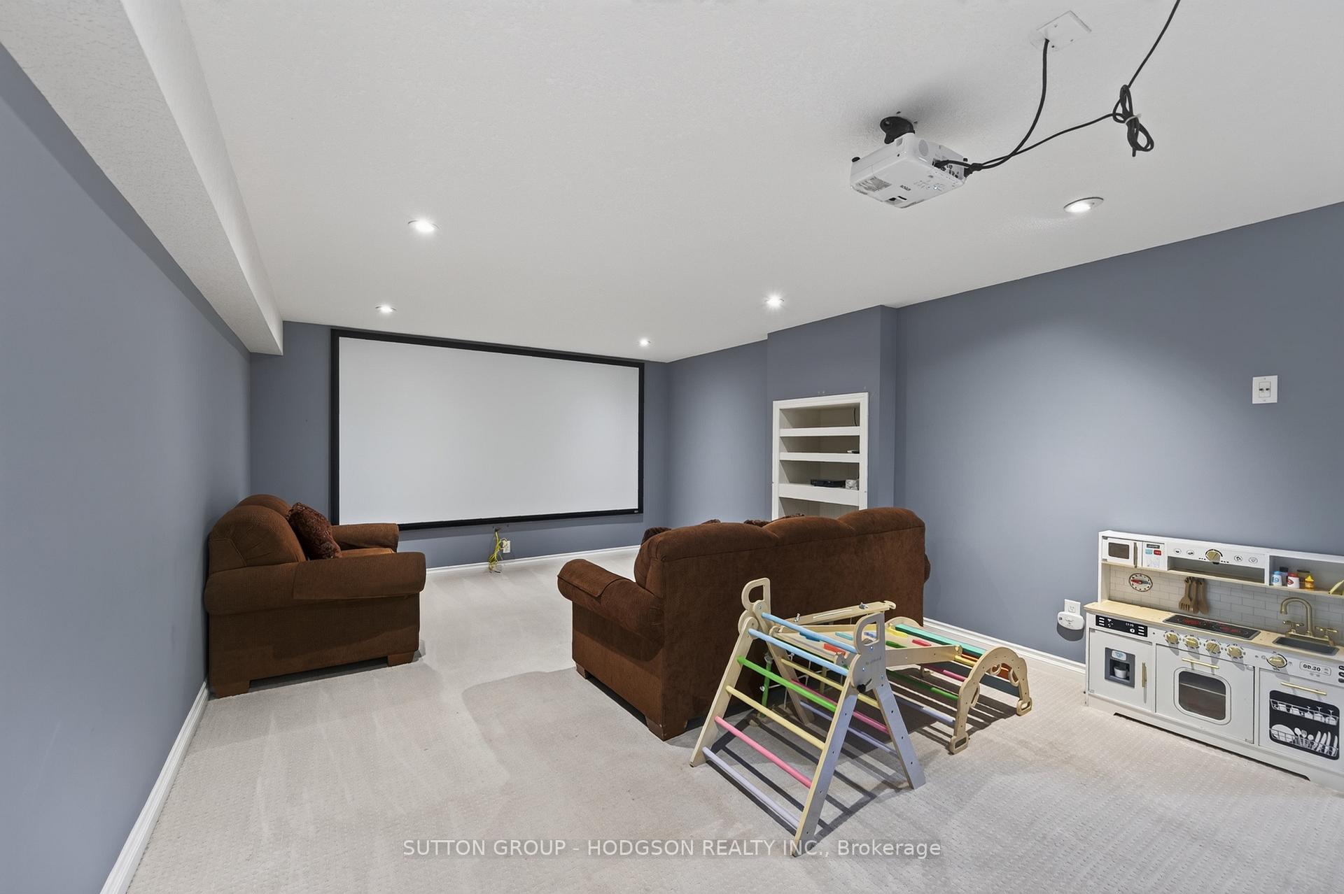 Photo 22 of 1476 Lawson Road, London, North I — HOMEH